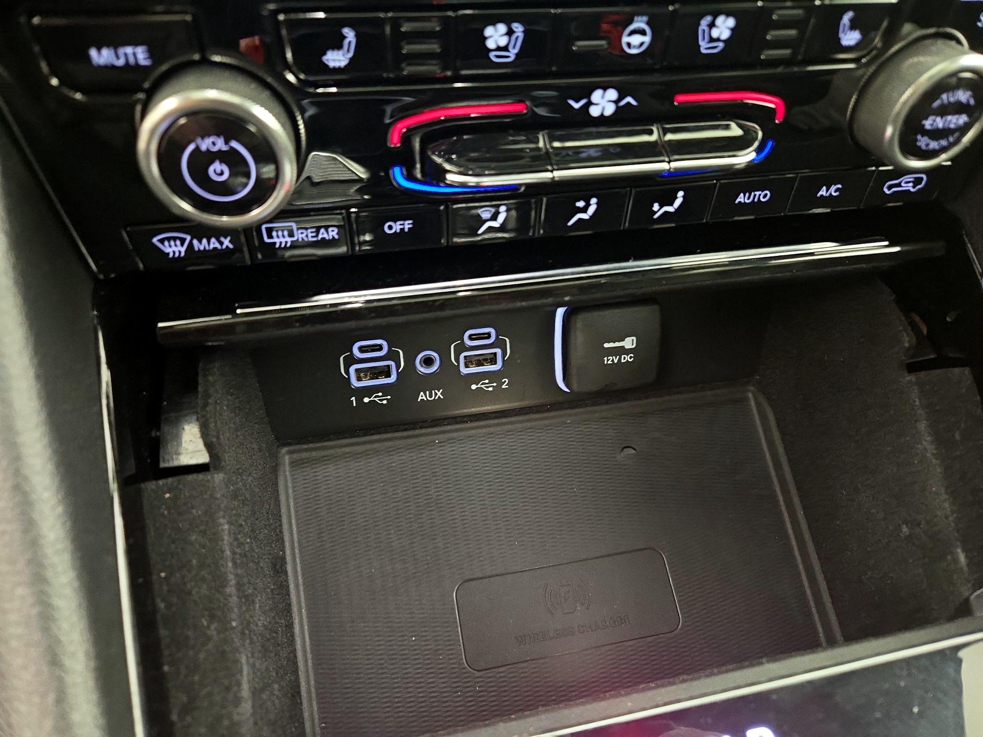 Thumbnail: 2021 Jeep Grand Cherokee L - 17