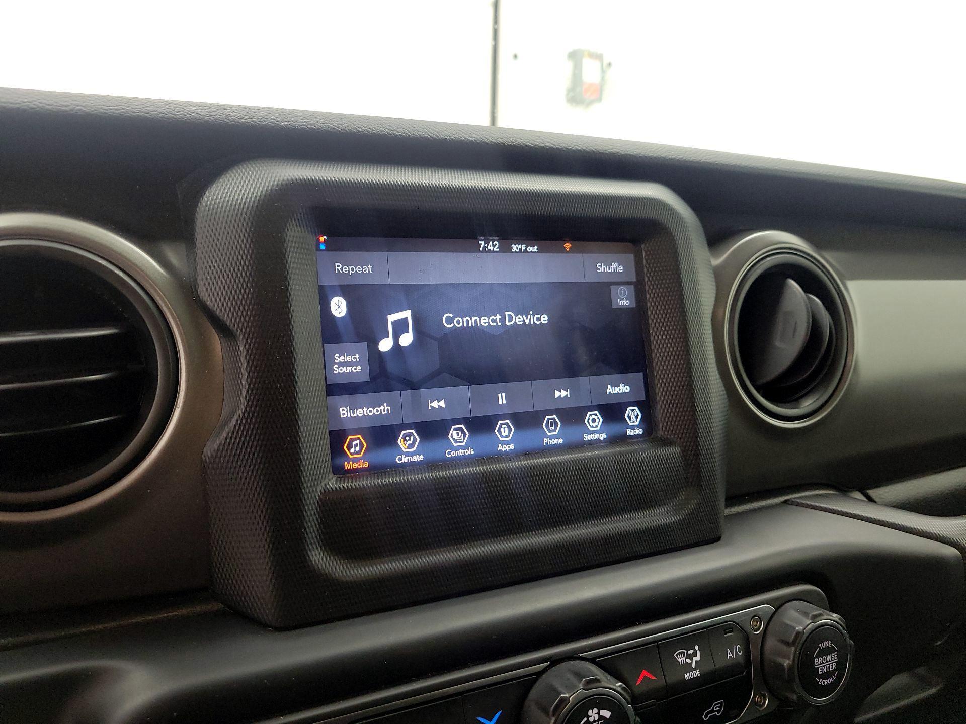 Thumbnail: 2023 Jeep Gladiator - 15