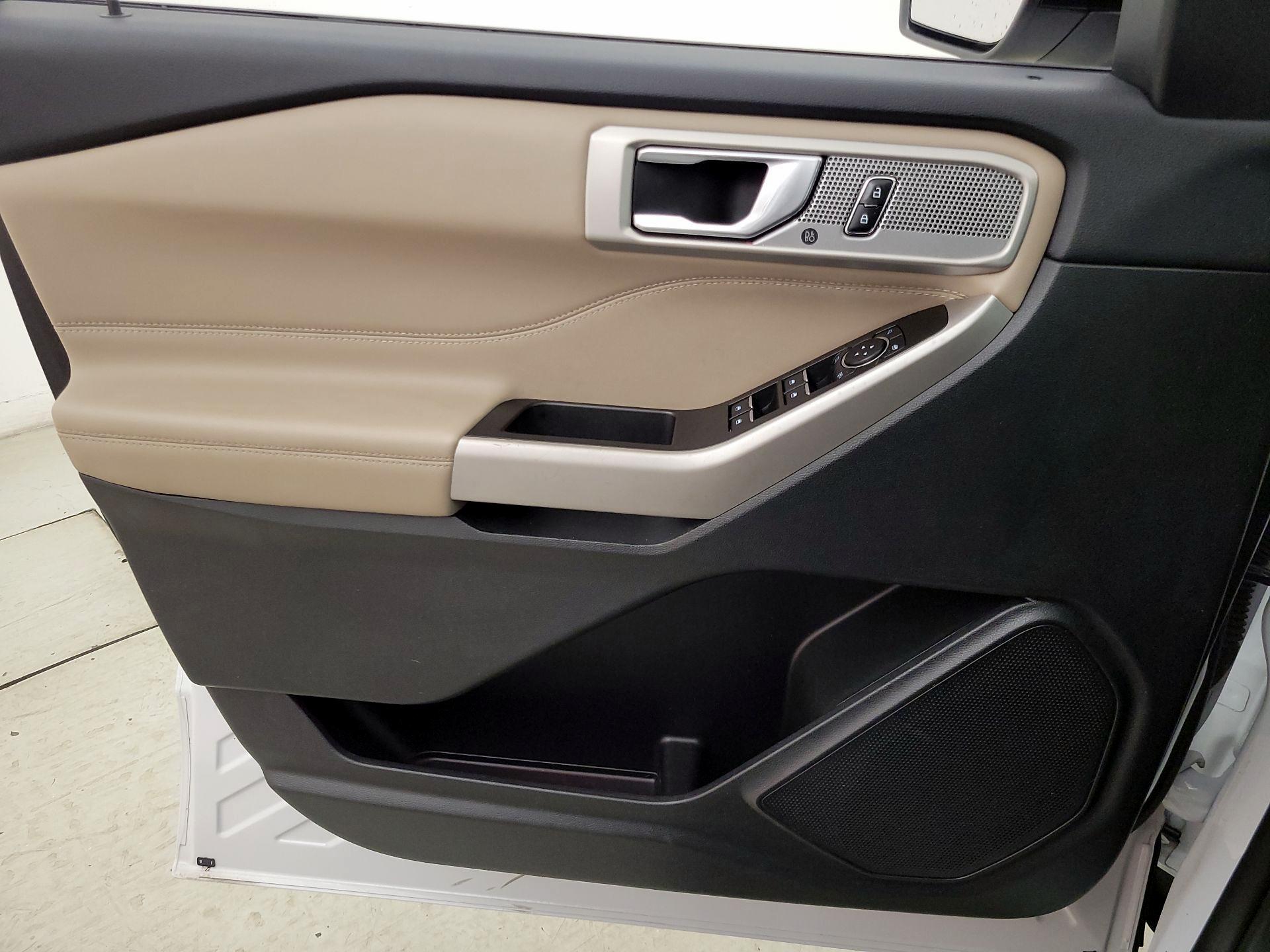 Thumbnail: 2023 Ford Explorer - 12