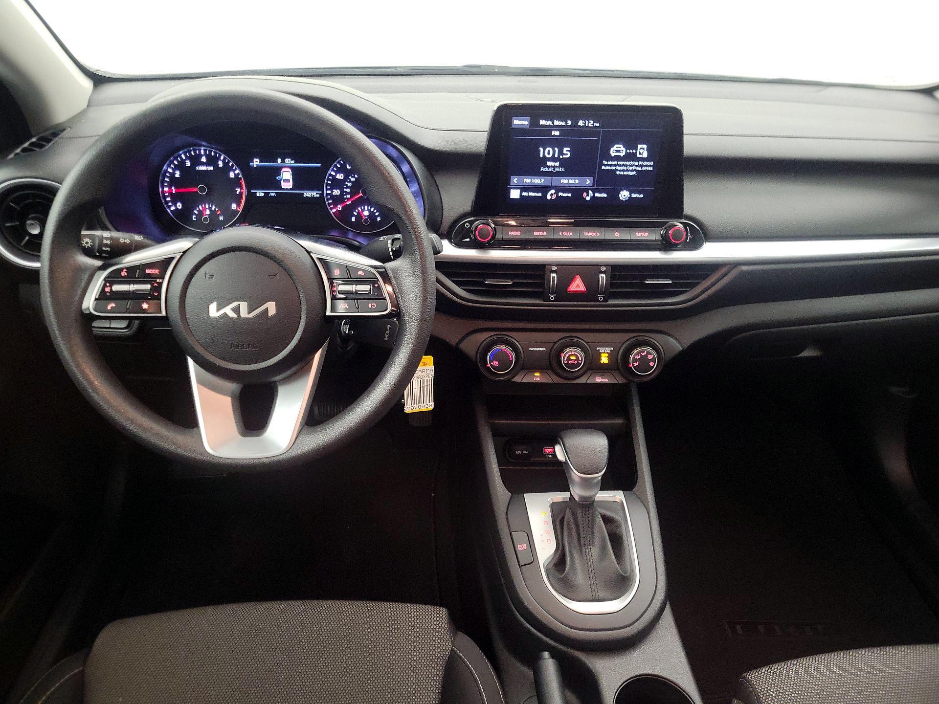 Thumbnail: 2023 Kia Forte - 9