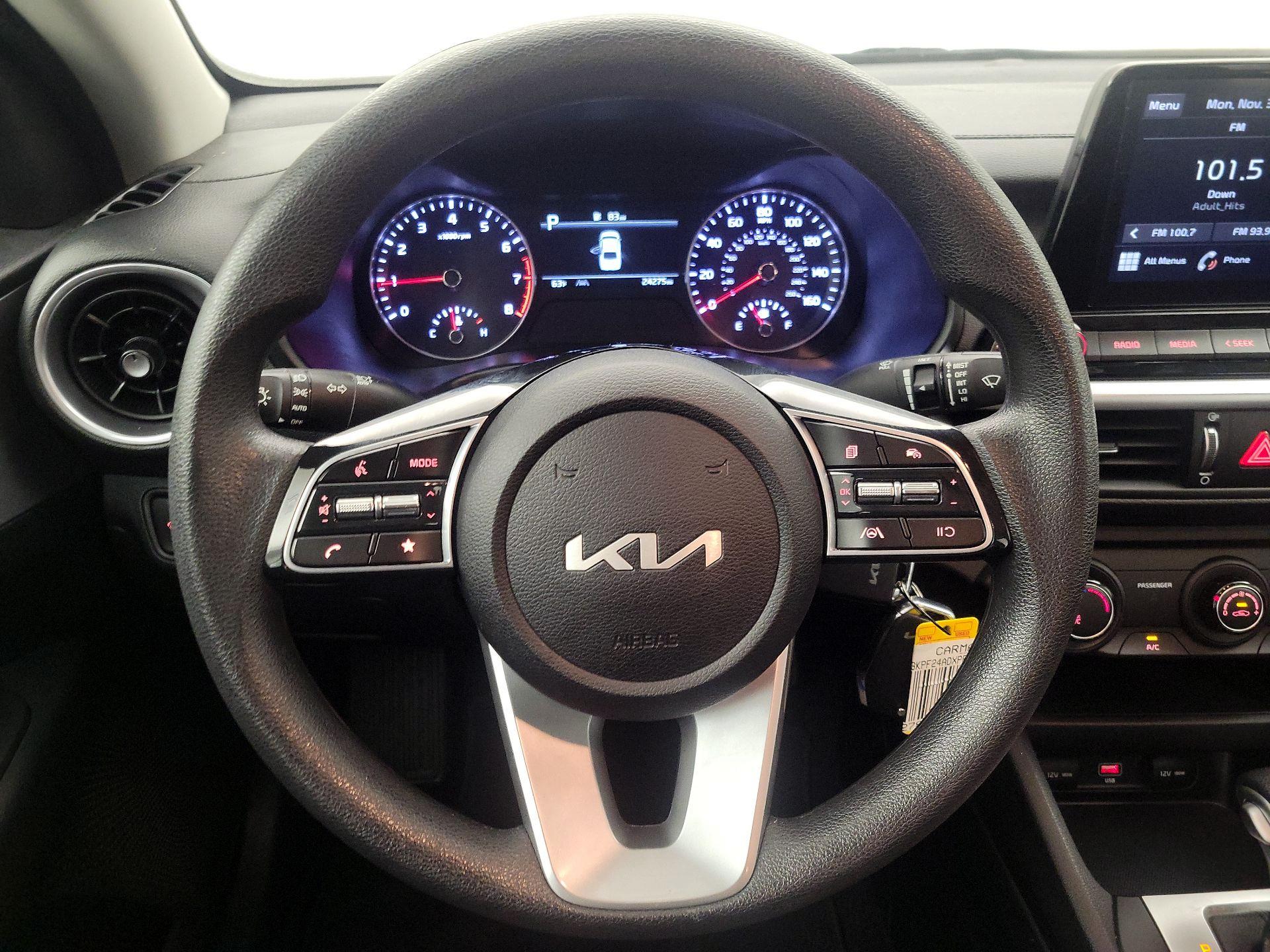 Thumbnail: 2023 Kia Forte - 10