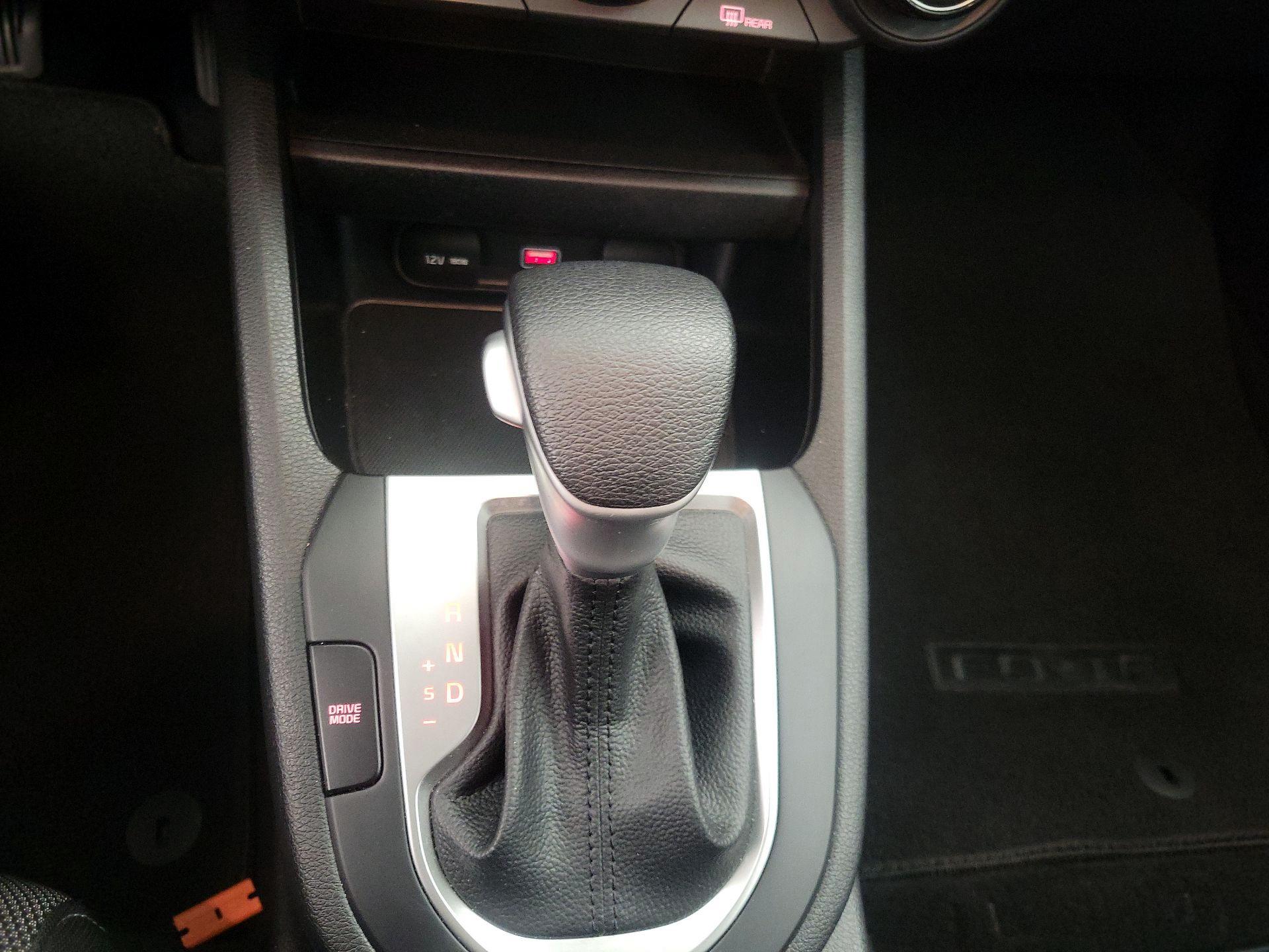 Thumbnail: 2023 Kia Forte - 17