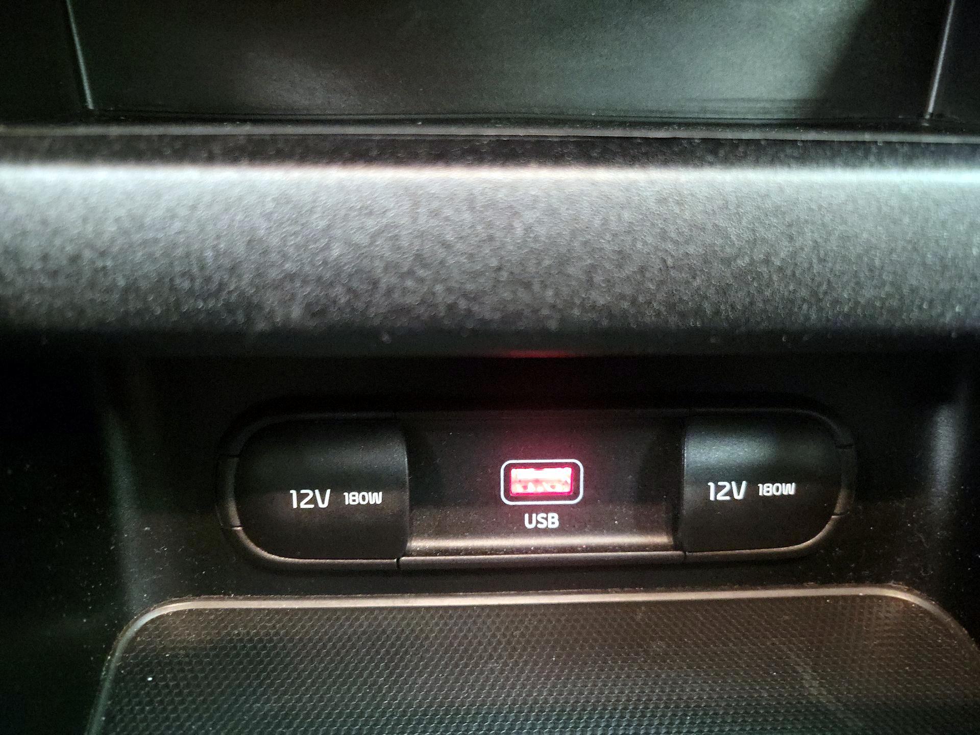 Thumbnail: 2023 Kia Forte - 18