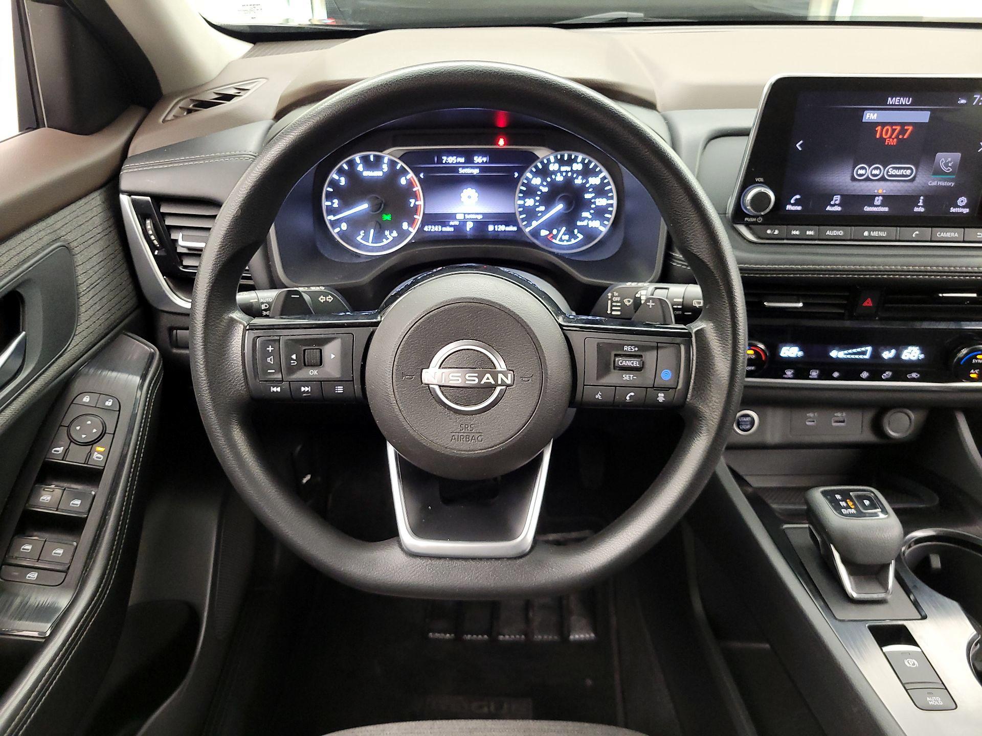 Thumbnail: 2022 Nissan Rogue - 10