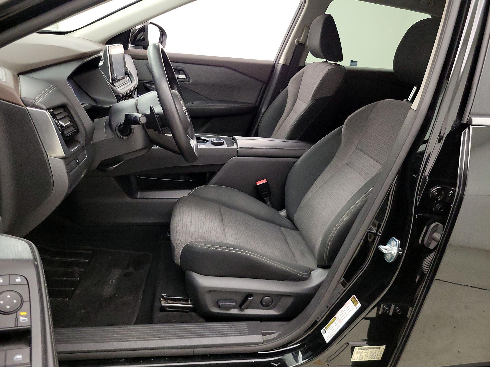 Thumbnail: 2022 Nissan Rogue - 11