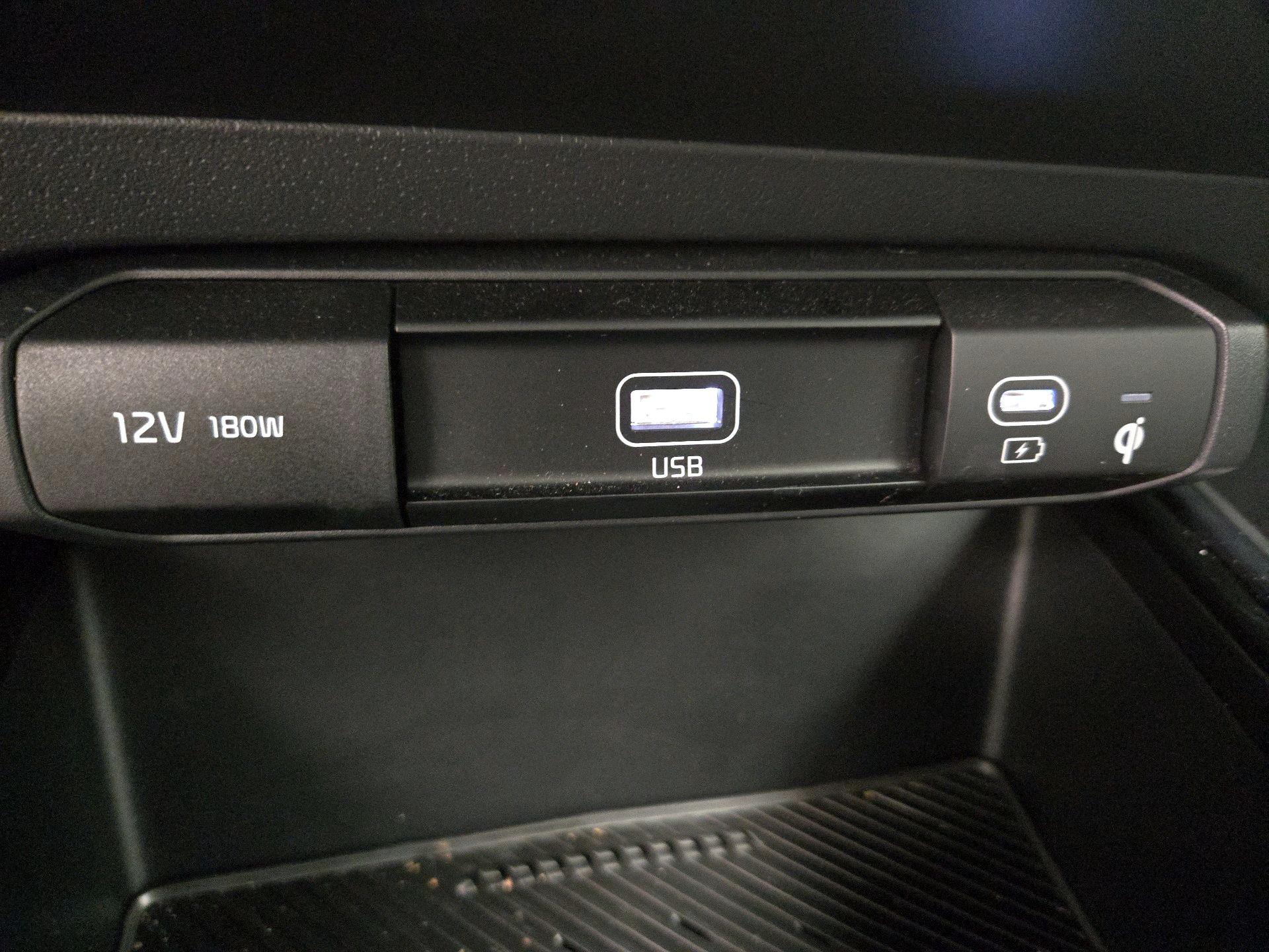 Thumbnail: 2023 Kia Niro - 19