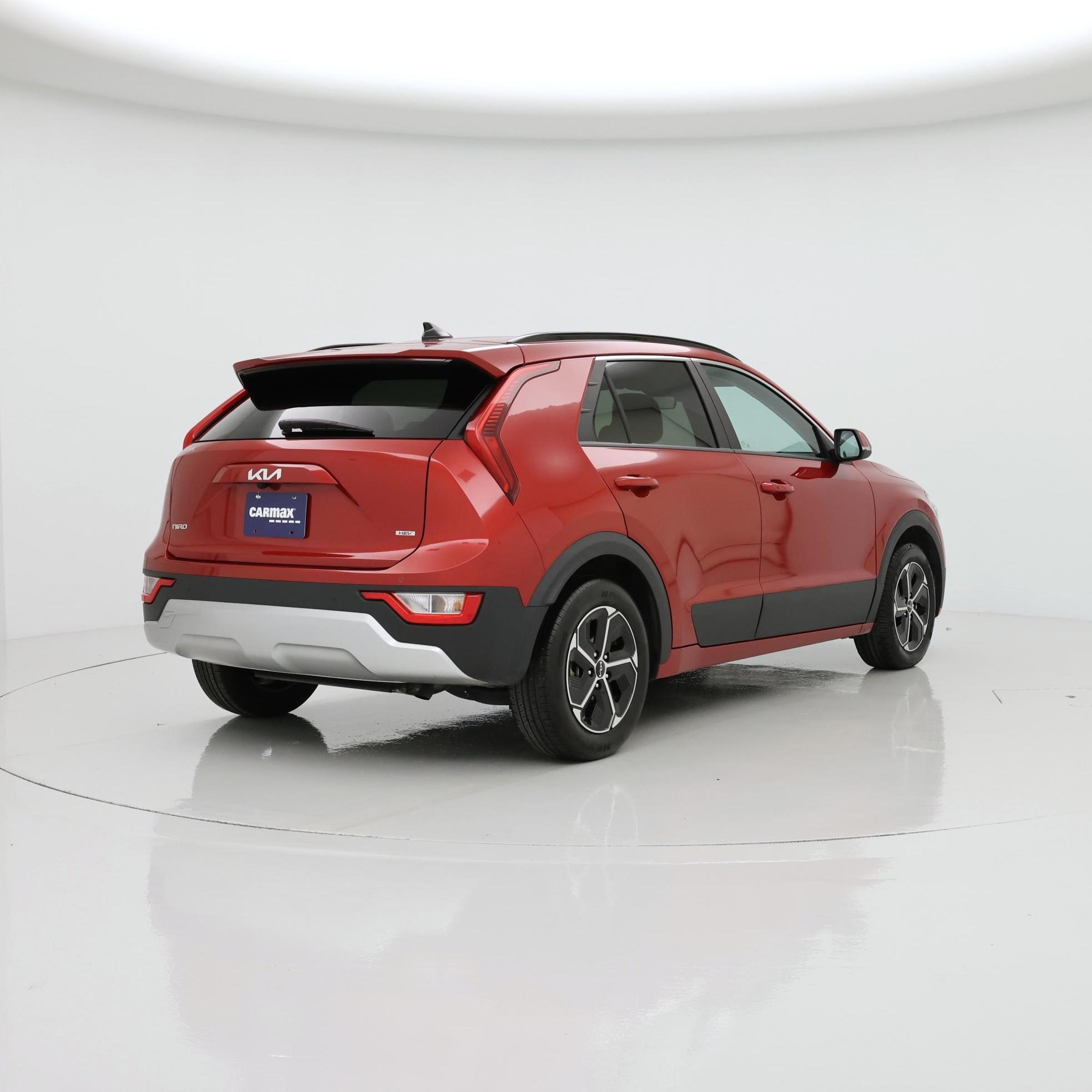 Thumbnail: 2023 Kia Niro - 8