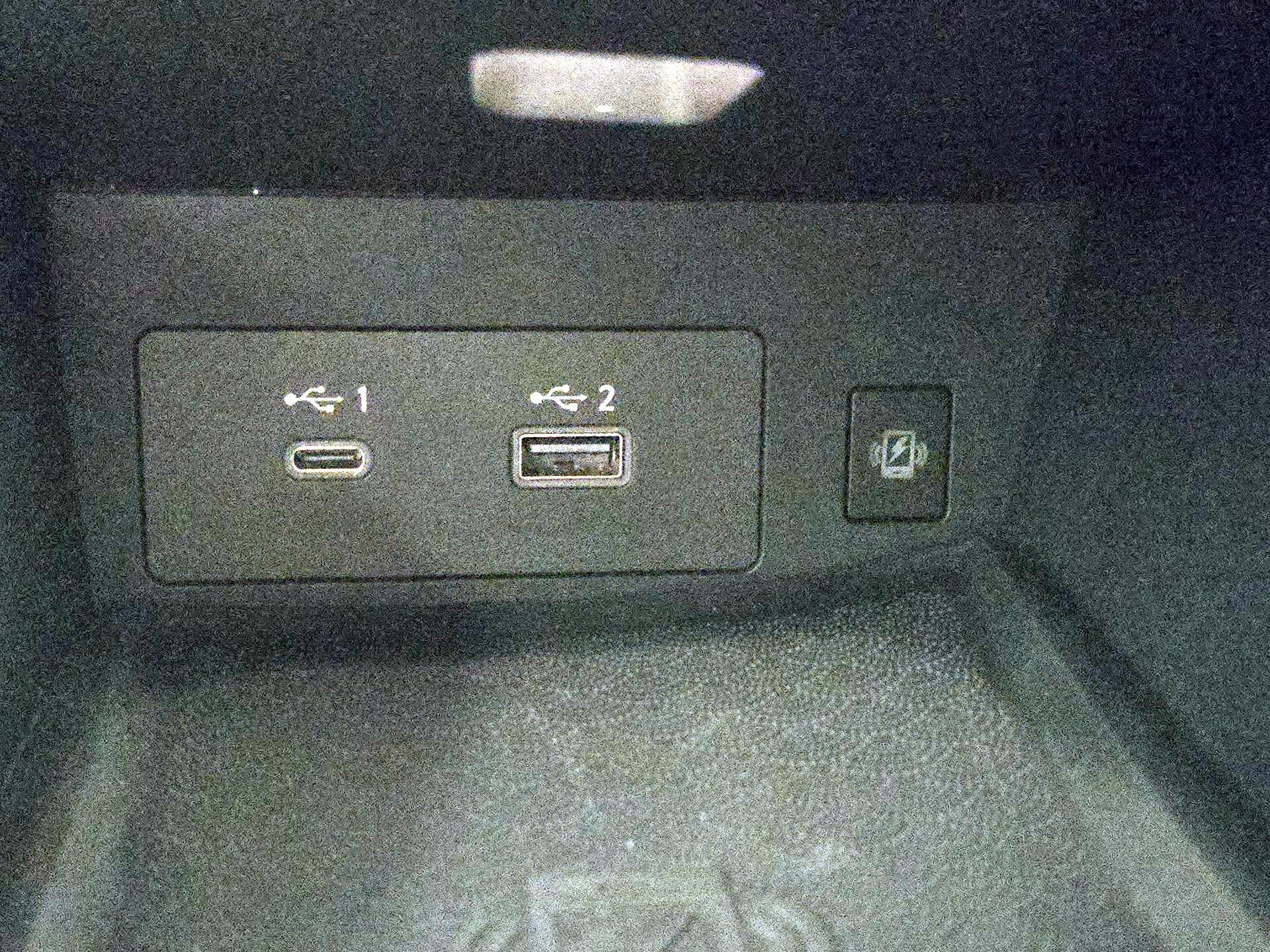 Thumbnail: 2023 INFINITI QX60 - 16