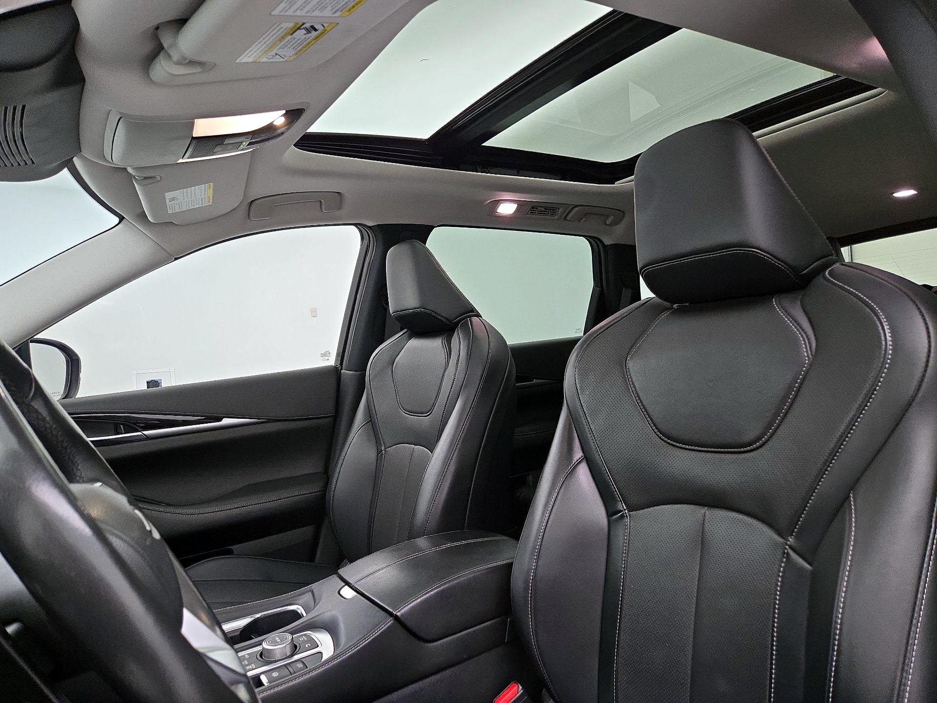 Thumbnail: 2023 INFINITI QX60 - 17