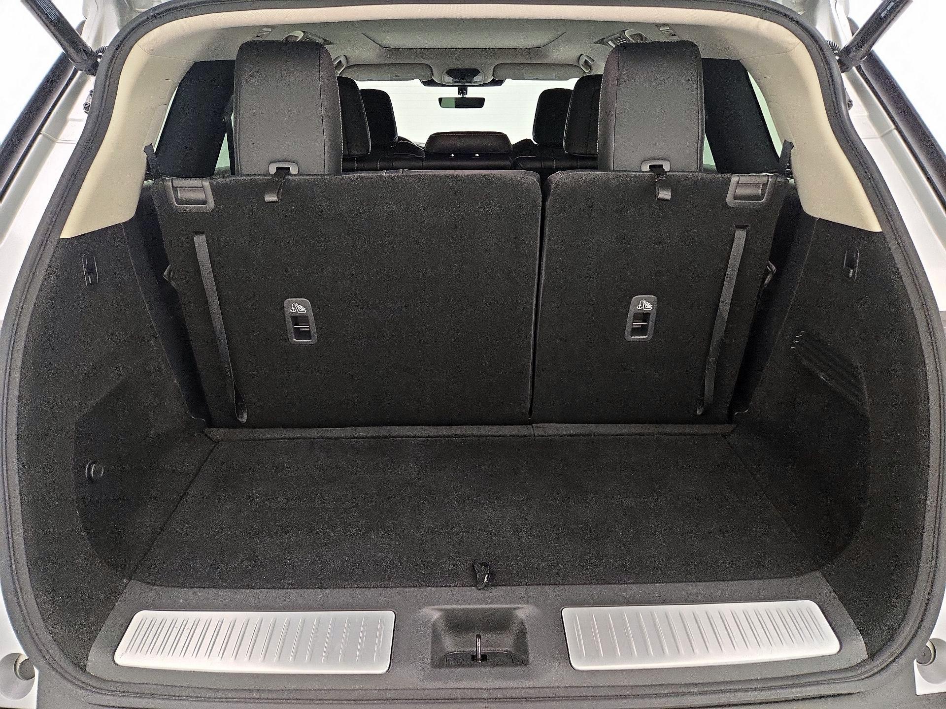 Thumbnail: 2023 INFINITI QX60 - 20