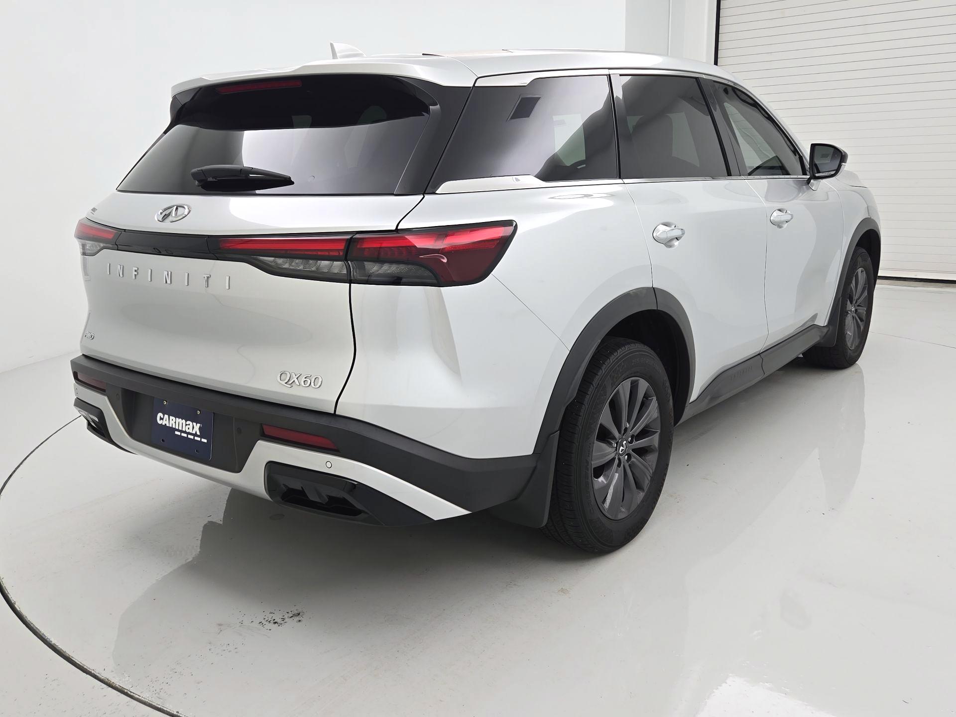 Thumbnail: 2023 INFINITI QX60 - 5