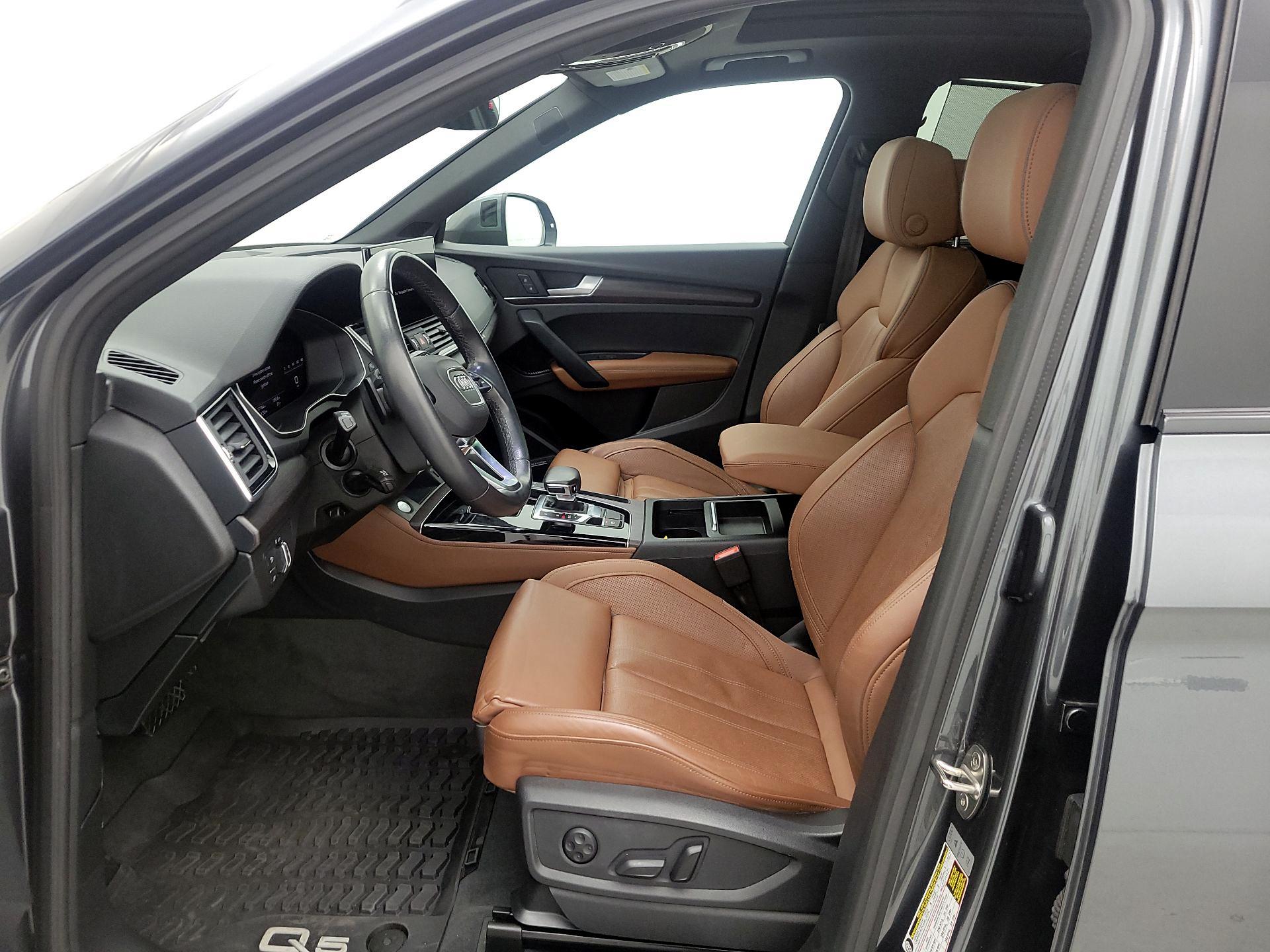 Thumbnail: 2022 Audi Q5 - 11