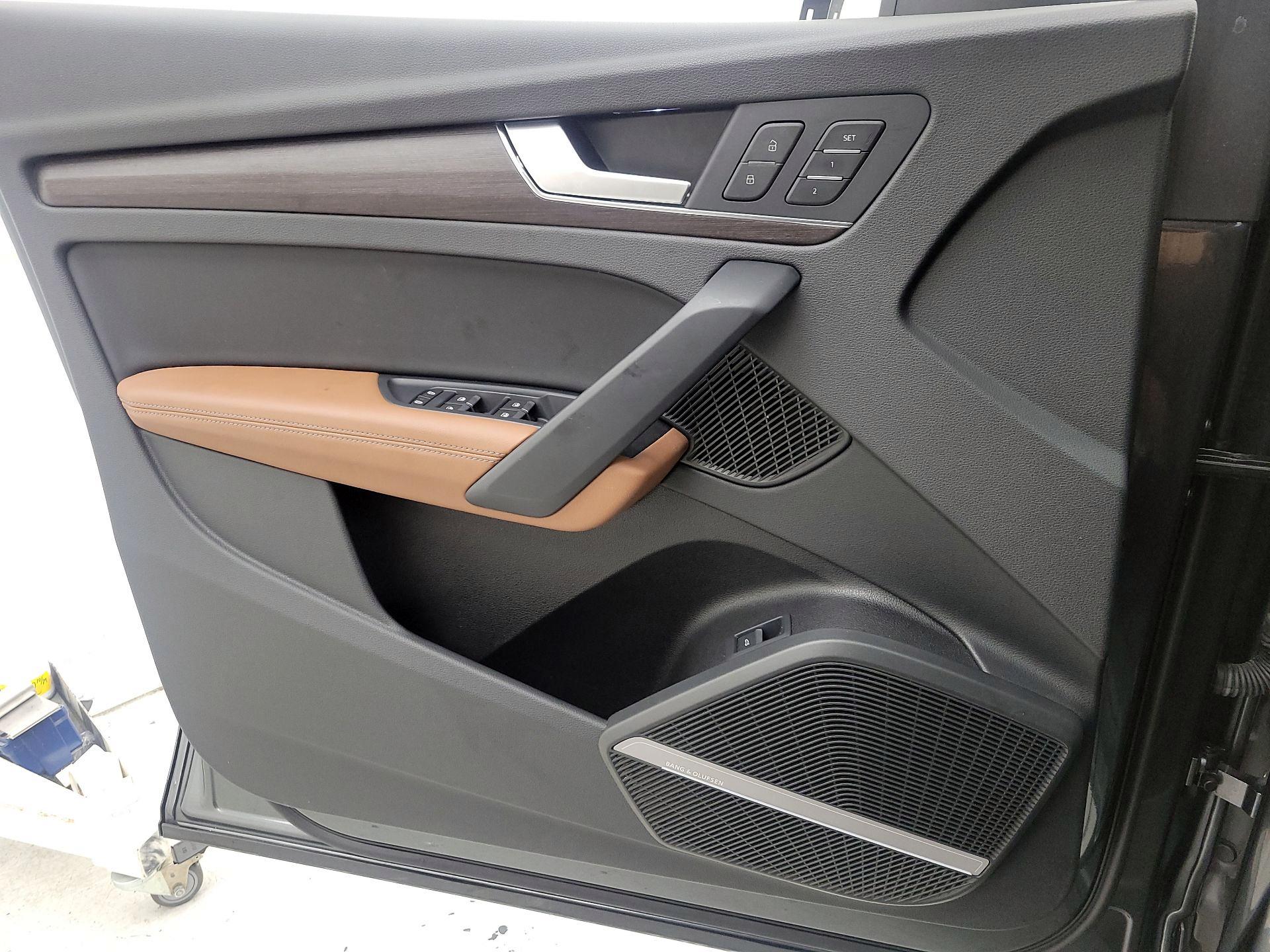 Thumbnail: 2022 Audi Q5 - 12