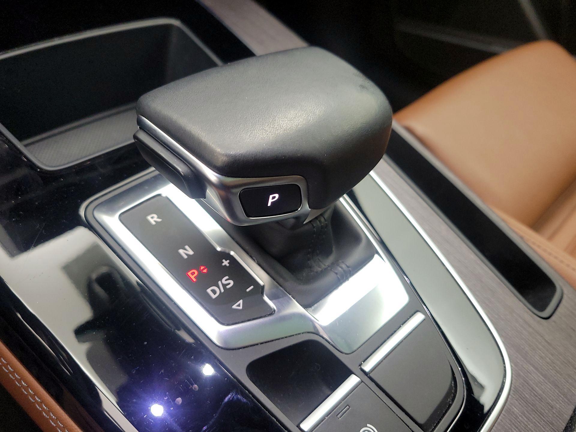 Thumbnail: 2022 Audi Q5 - 17