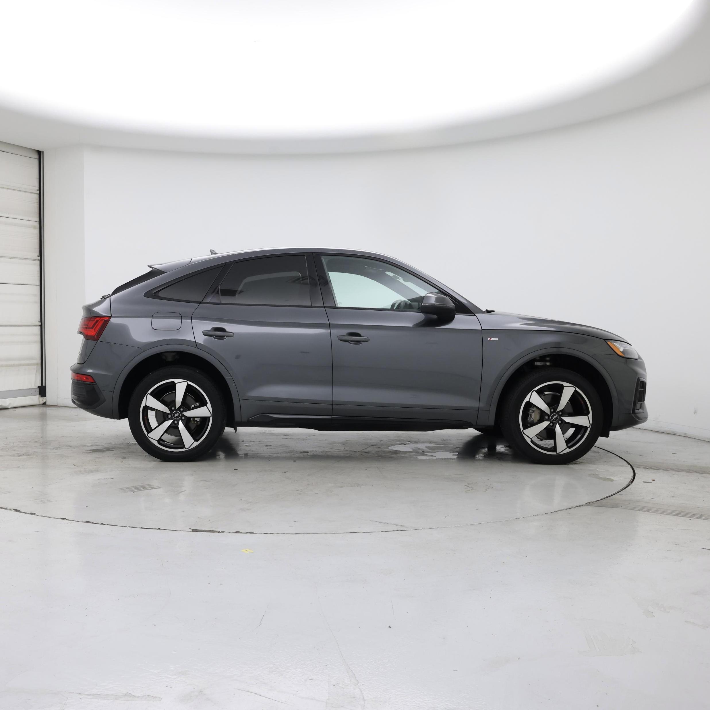 Thumbnail: 2022 Audi Q5 - 7