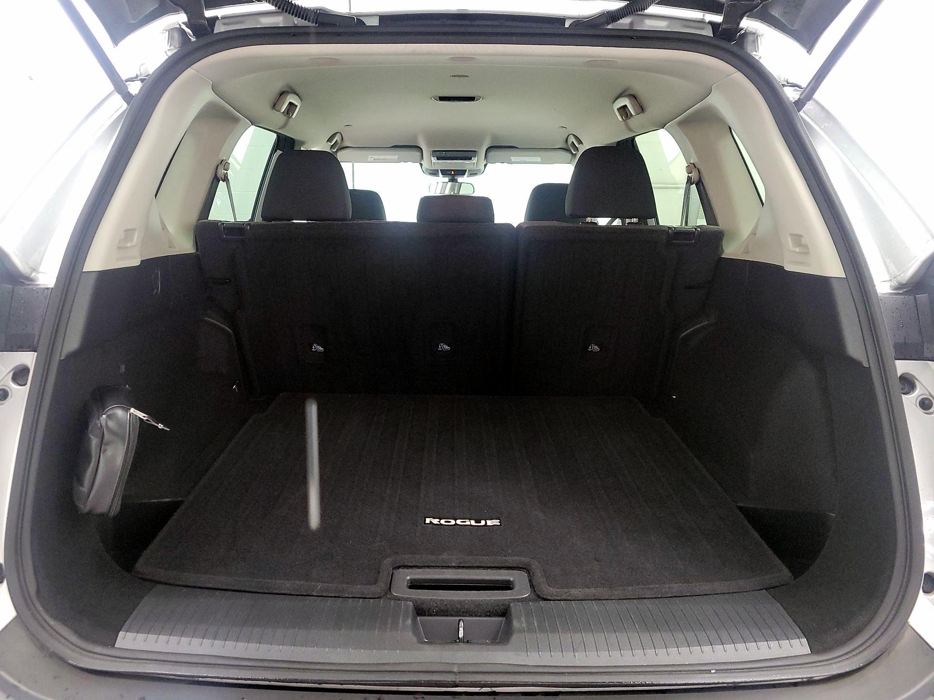 Thumbnail: 2022 Nissan Rogue - 20