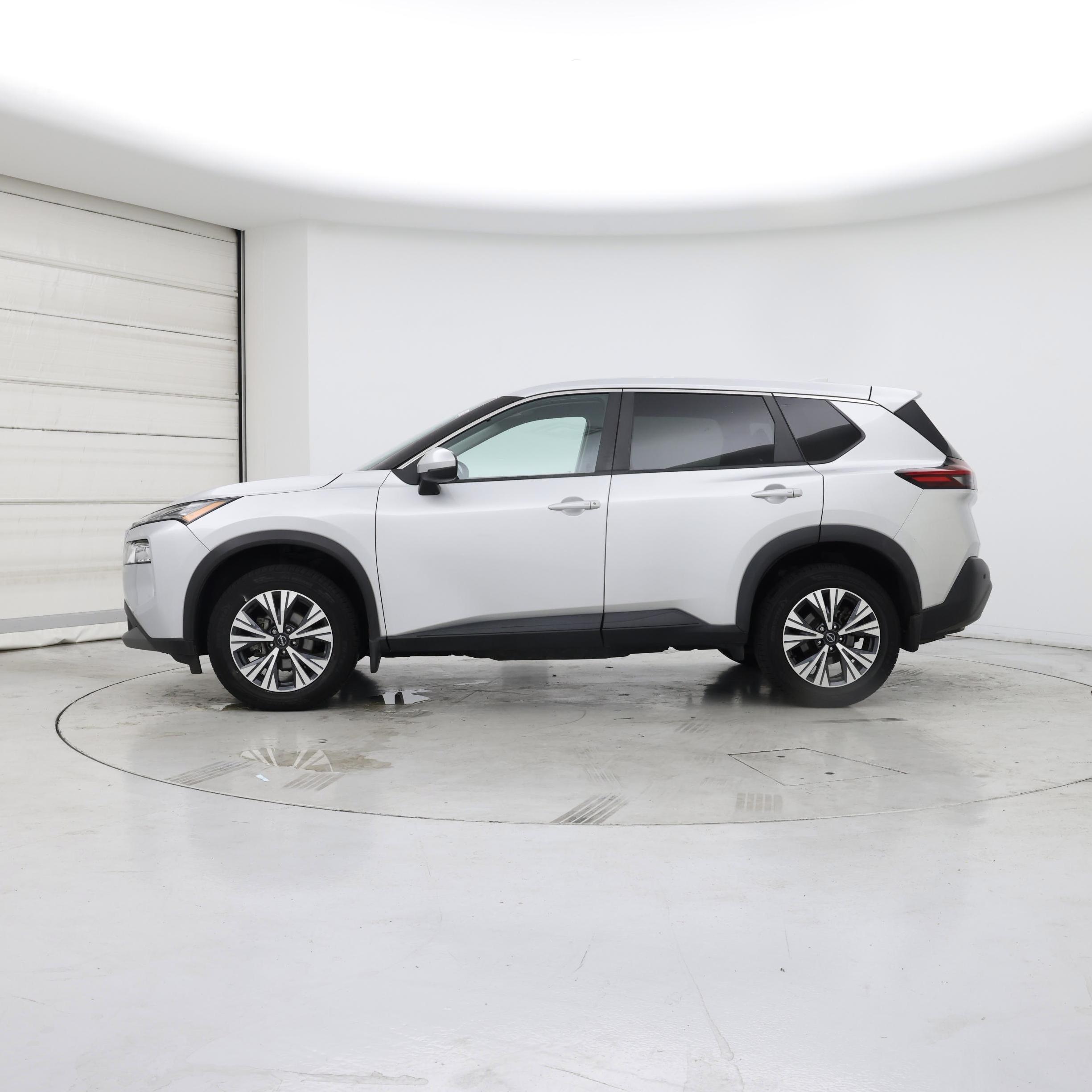 Thumbnail: 2022 Nissan Rogue - 3