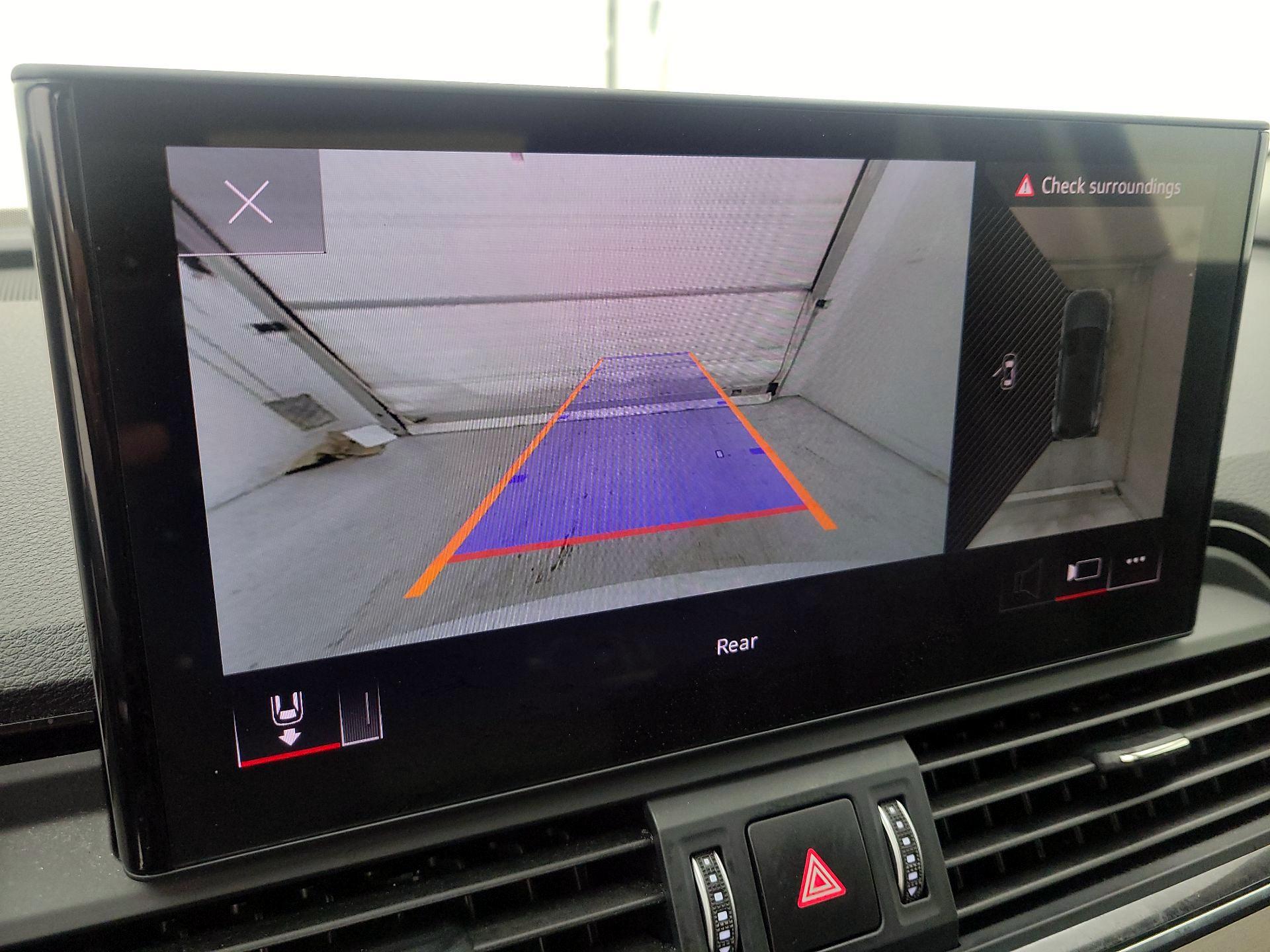 Thumbnail: 2022 Audi Q5 - 14