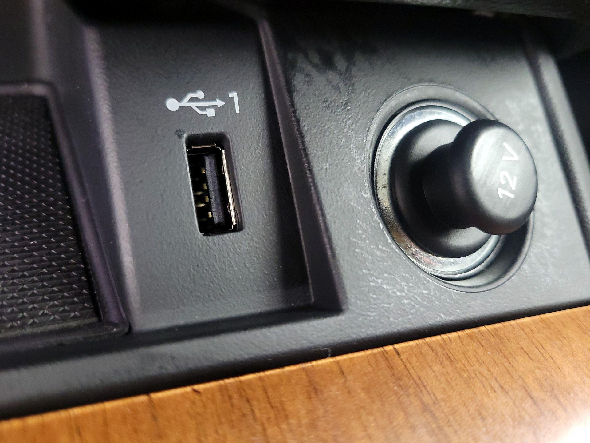 Thumbnail: 2022 Audi Q5 - 18