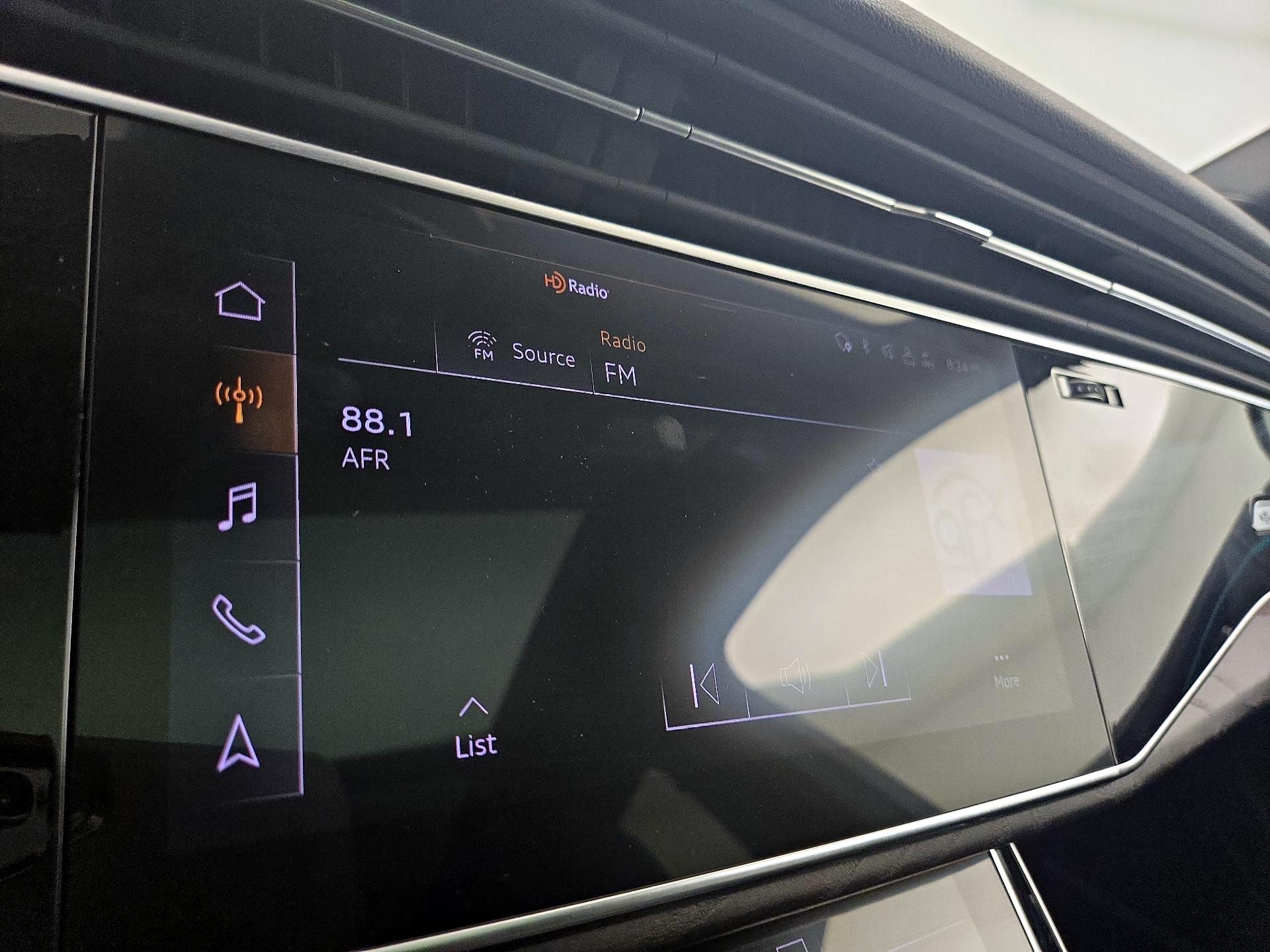 Thumbnail: 2023 Audi Q7 - 16