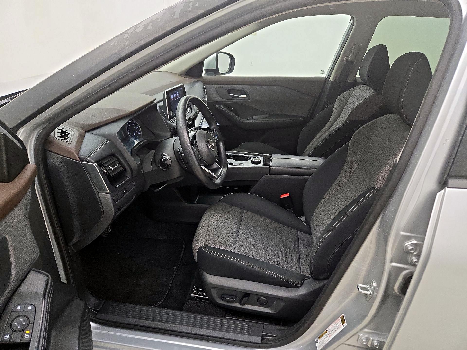 Thumbnail: 2022 Nissan Rogue - 11