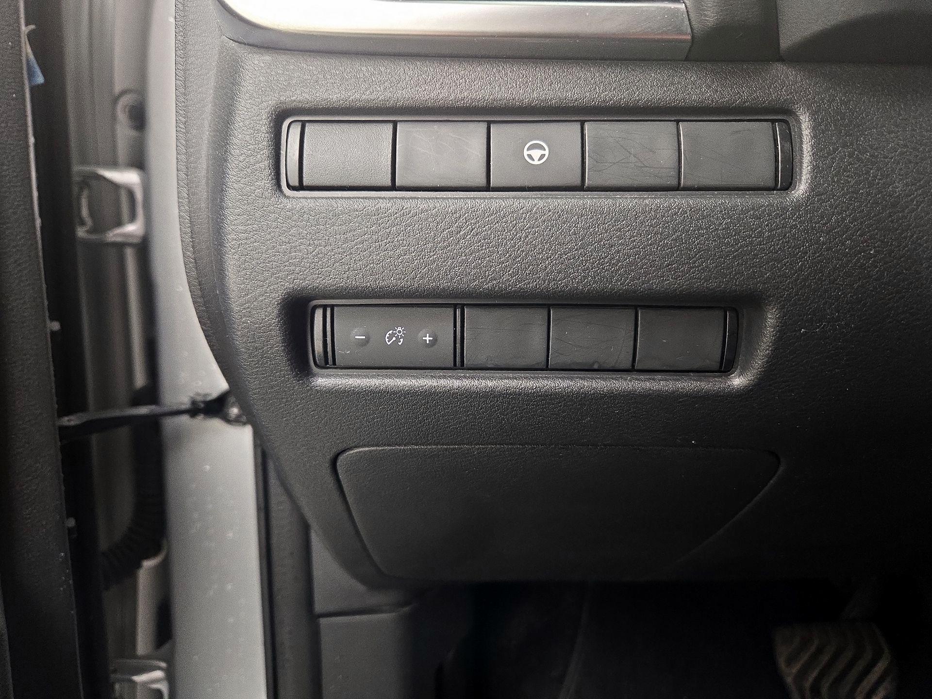 Thumbnail: 2022 Nissan Rogue - 13