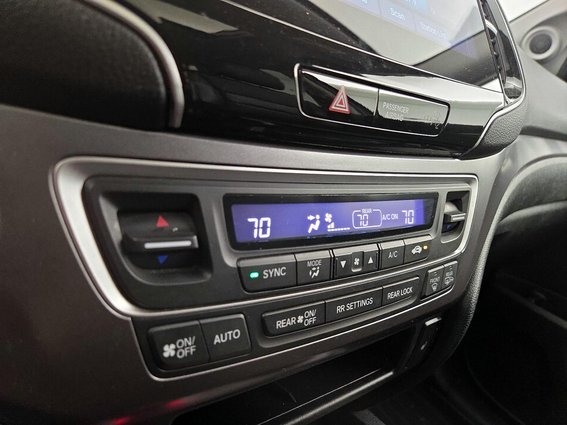 Thumbnail: 2022 Honda Pilot - 16