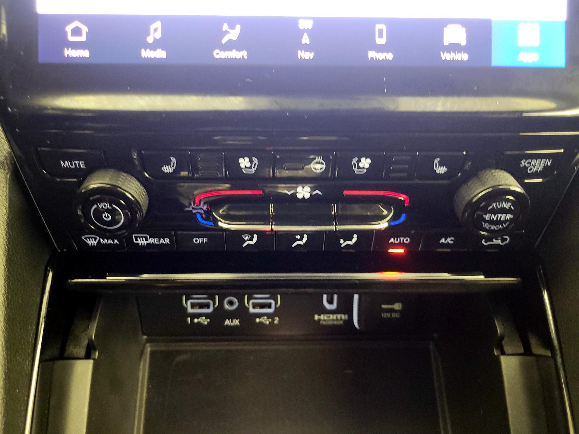 Thumbnail: 2023 Jeep Grand Cherokee - 17