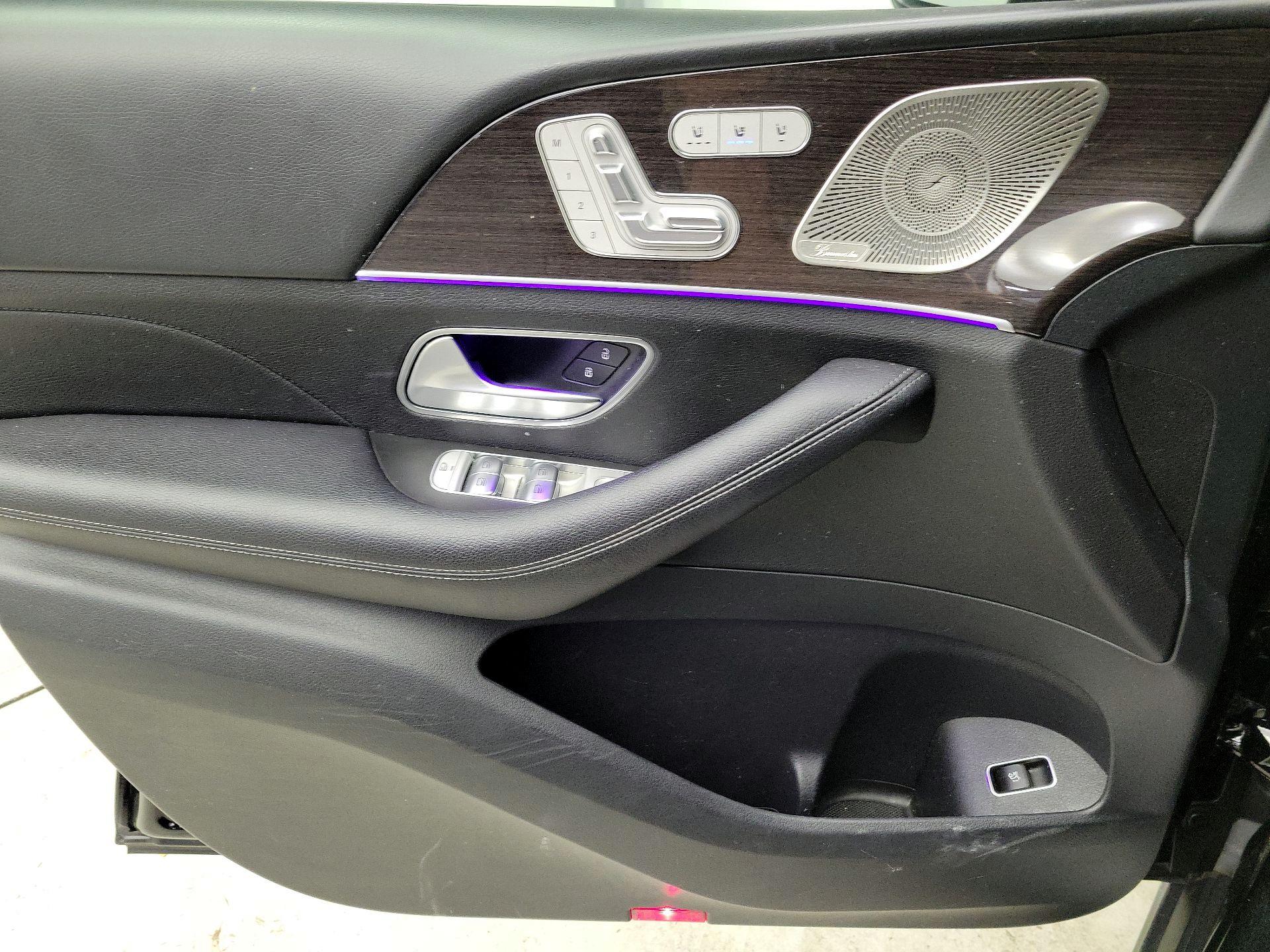 Thumbnail: 2023 Mercedes-Benz GLS - 12