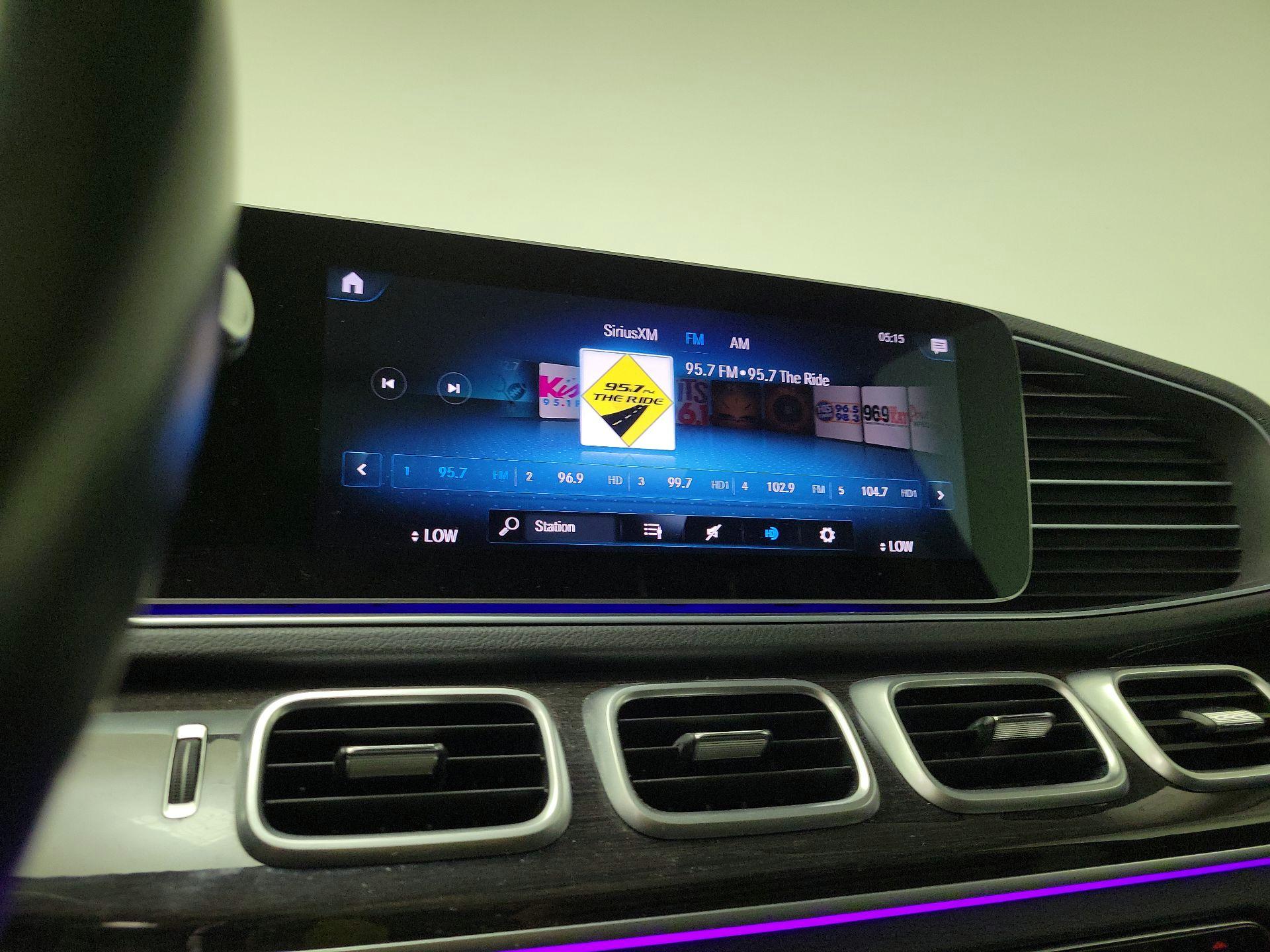 Thumbnail: 2023 Mercedes-Benz GLS - 15