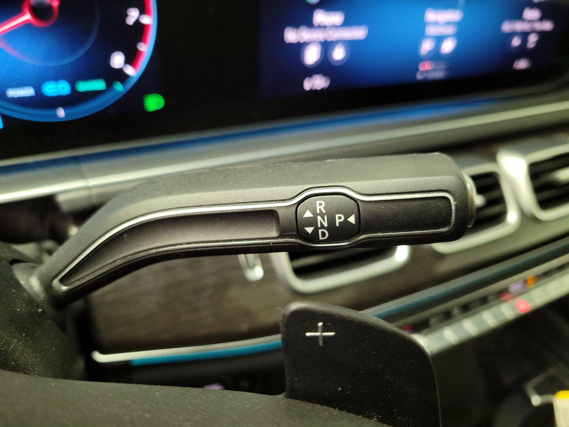 Thumbnail: 2023 Mercedes-Benz GLS - 17