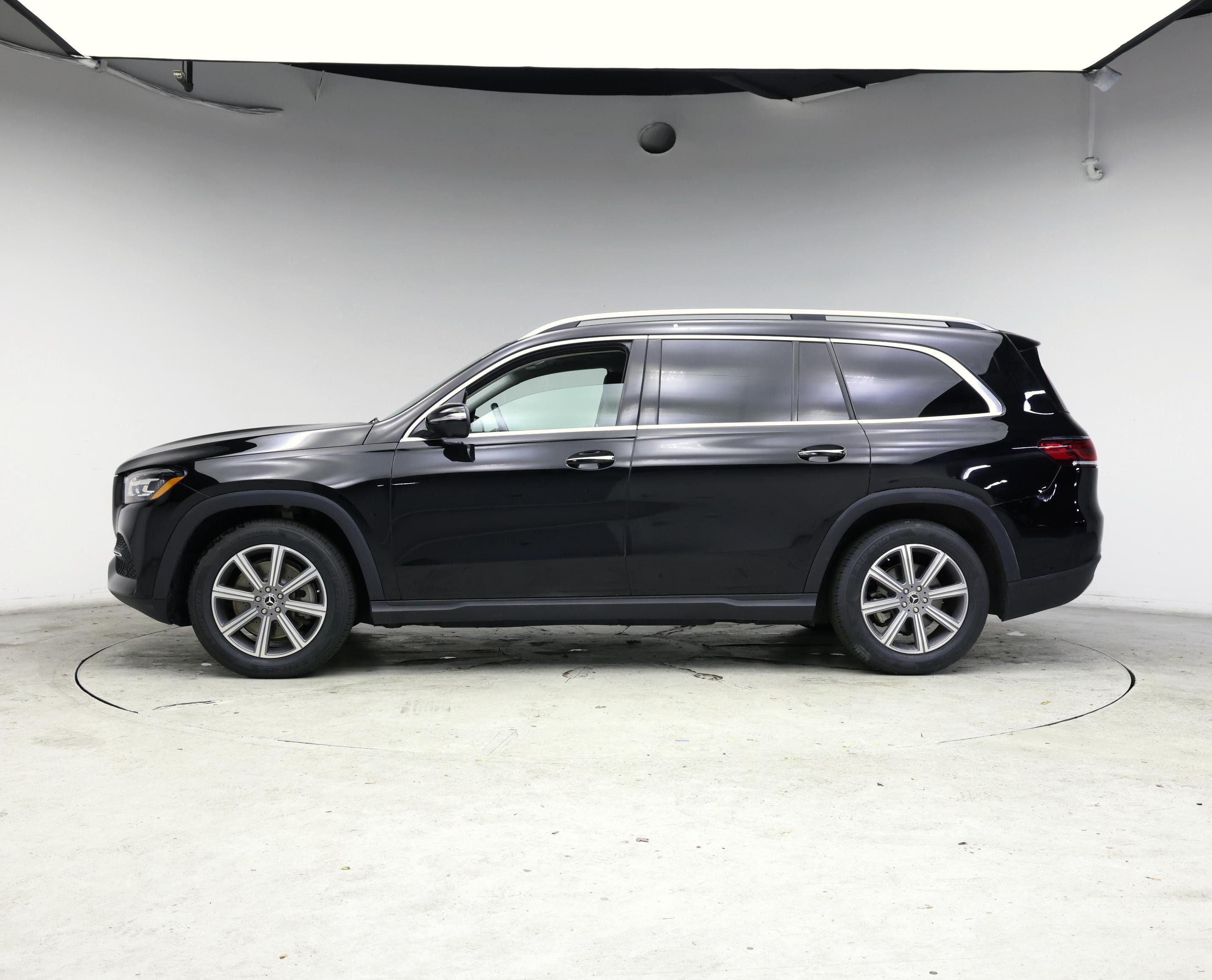 Thumbnail: 2023 Mercedes-Benz GLS - 3