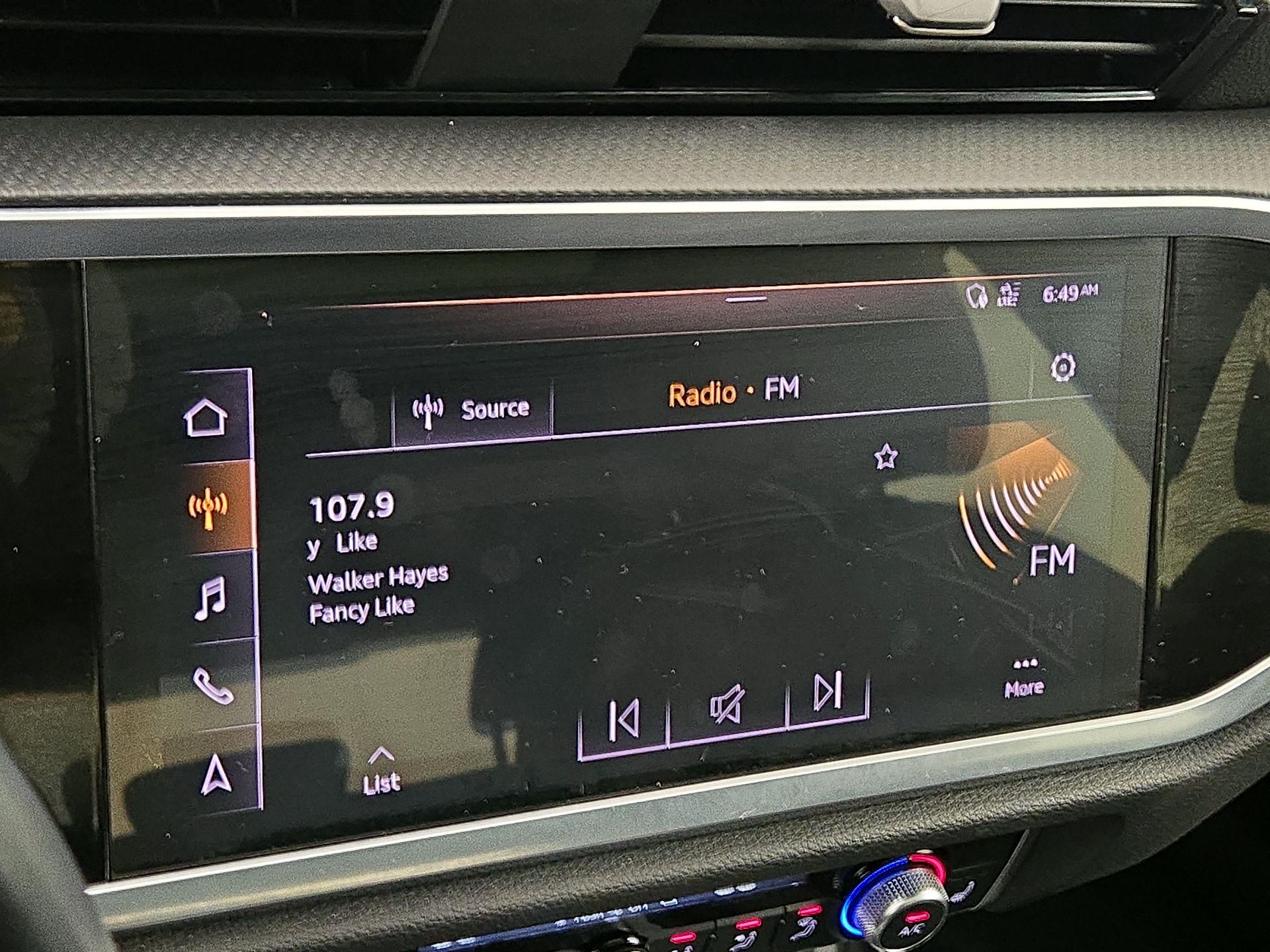 Thumbnail: 2020 Audi Q3 - 16