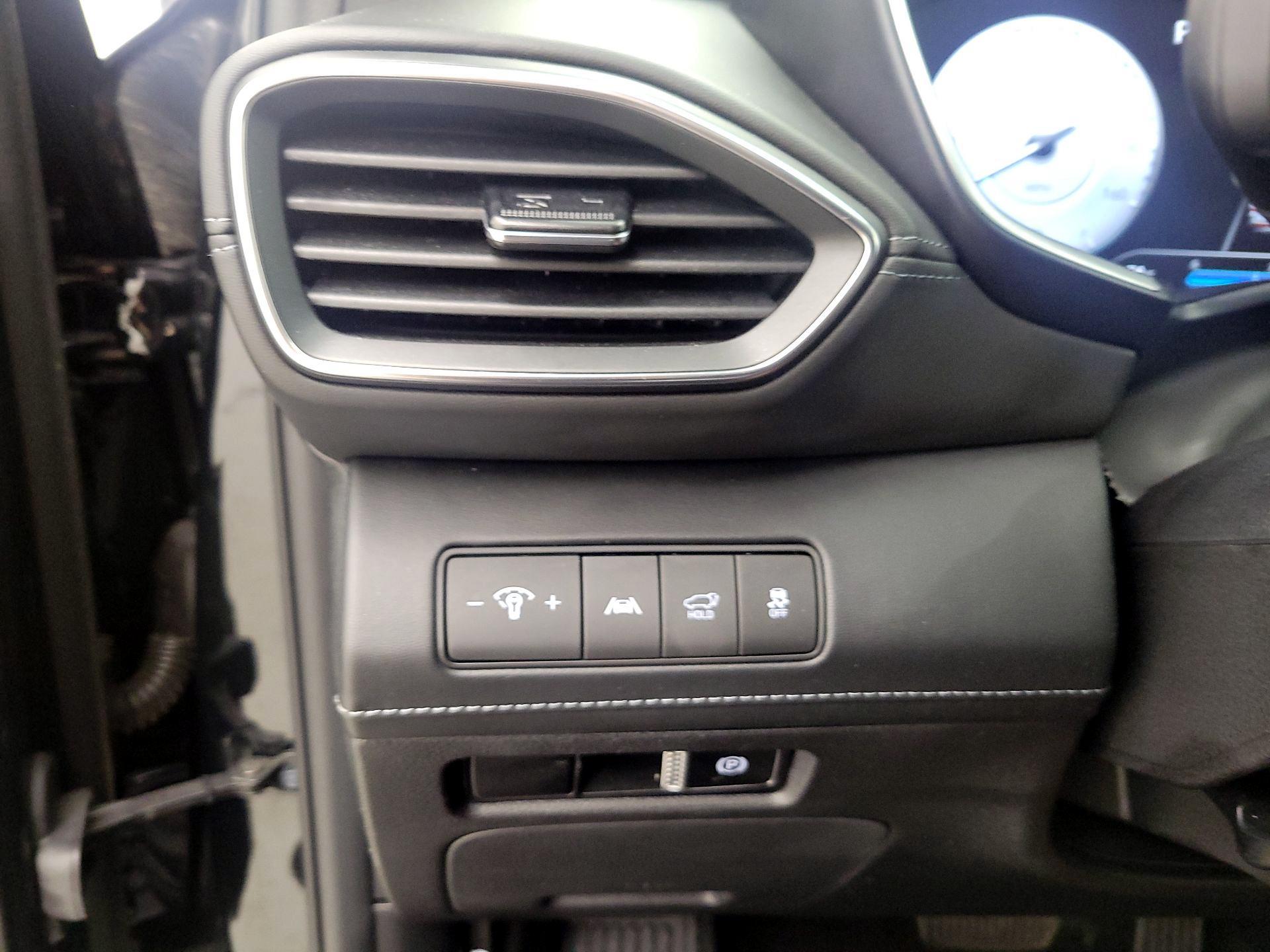 Thumbnail: 2022 Hyundai Santa Fe - 13