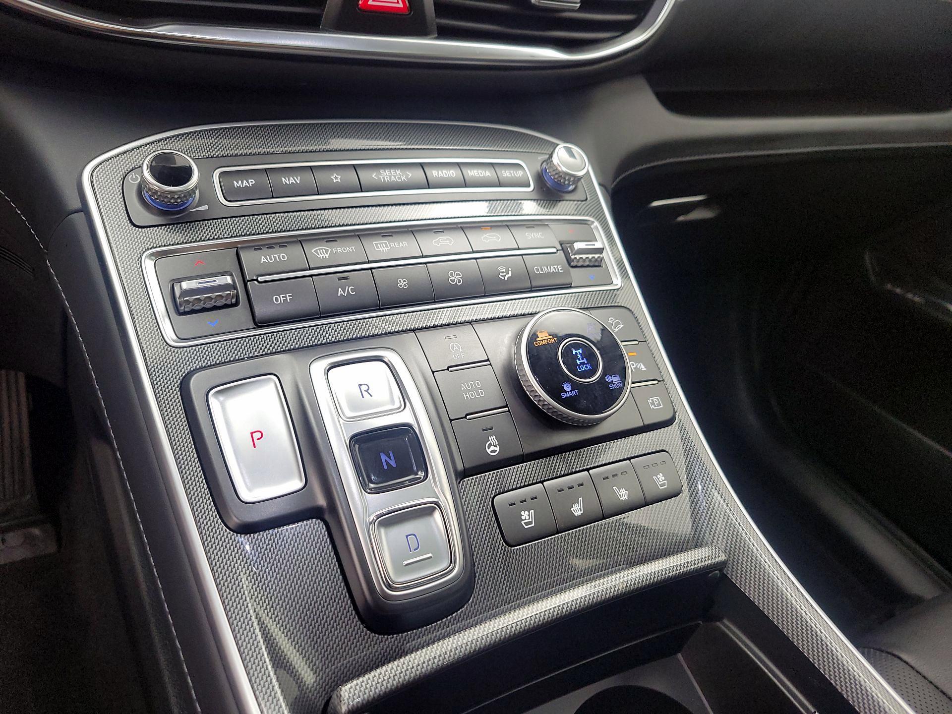 Thumbnail: 2022 Hyundai Santa Fe - 17