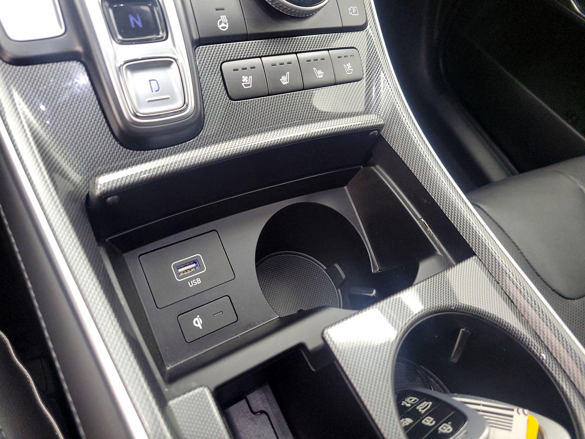 Thumbnail: 2022 Hyundai Santa Fe - 18