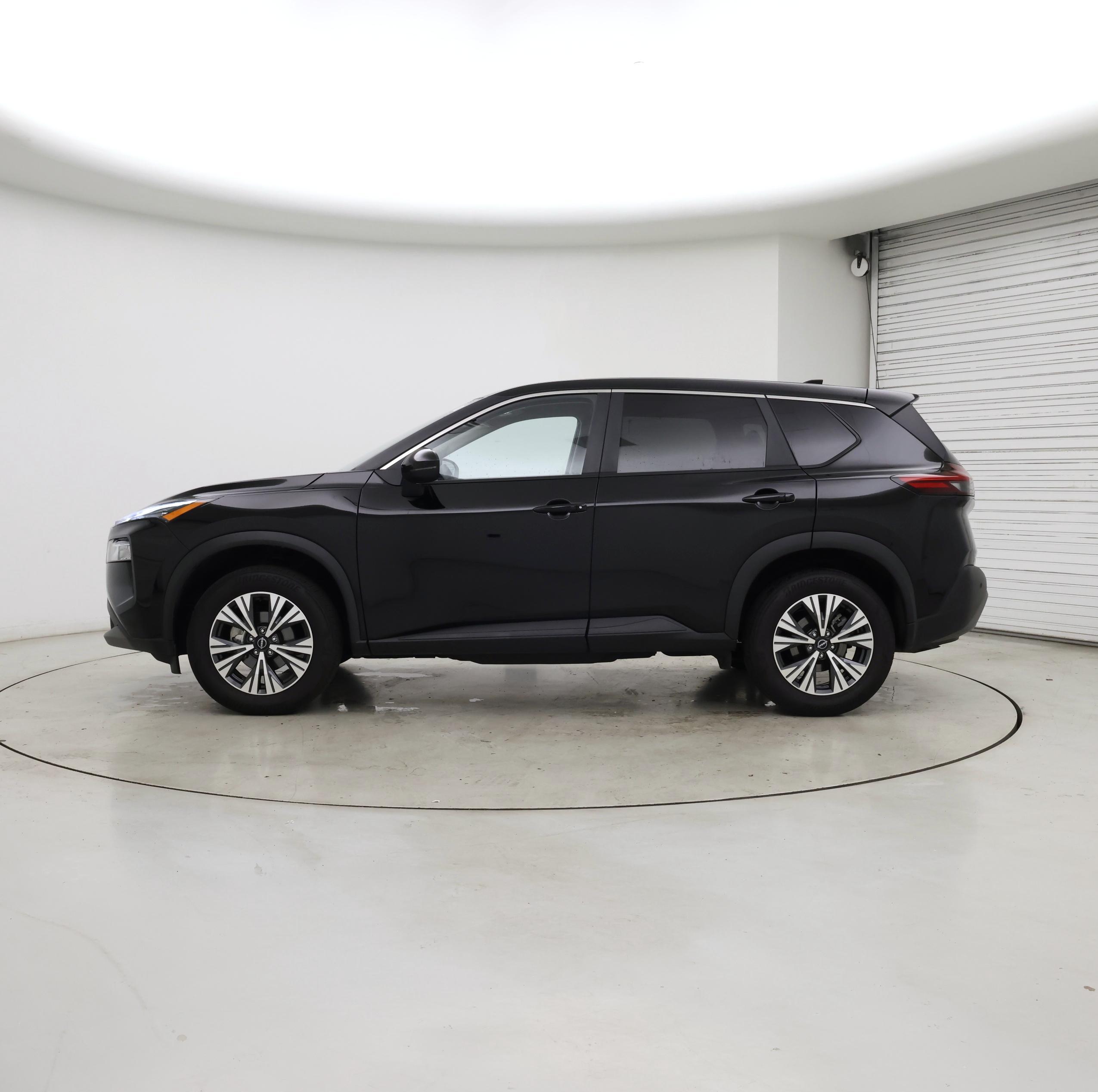 Thumbnail: 2023 Nissan Rogue - 3