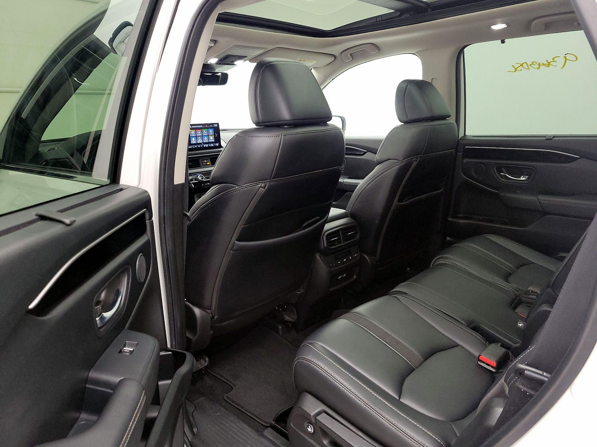 Thumbnail: 2023 Honda Pilot - 20