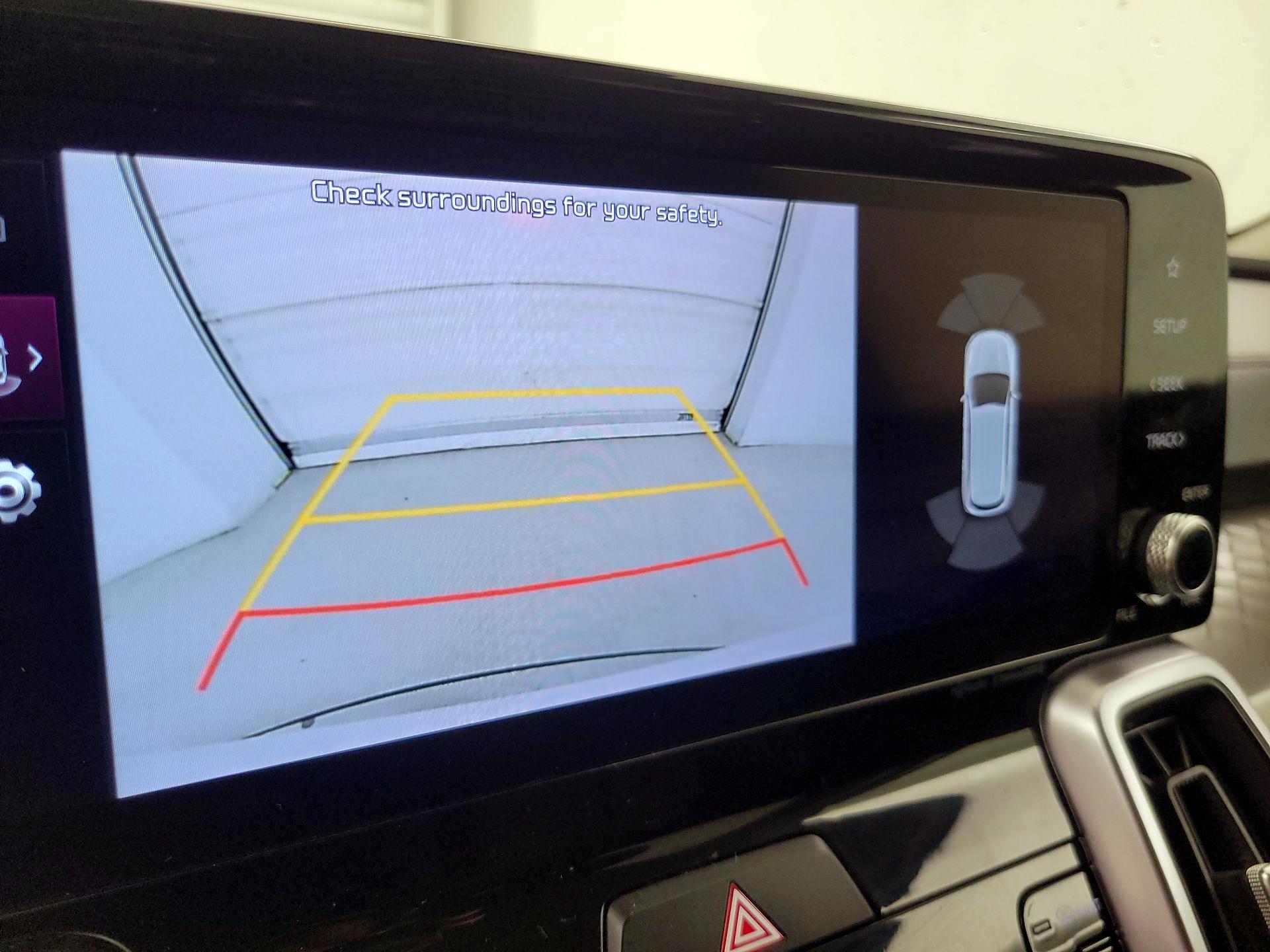 Thumbnail: 2023 Kia Sorento - 15