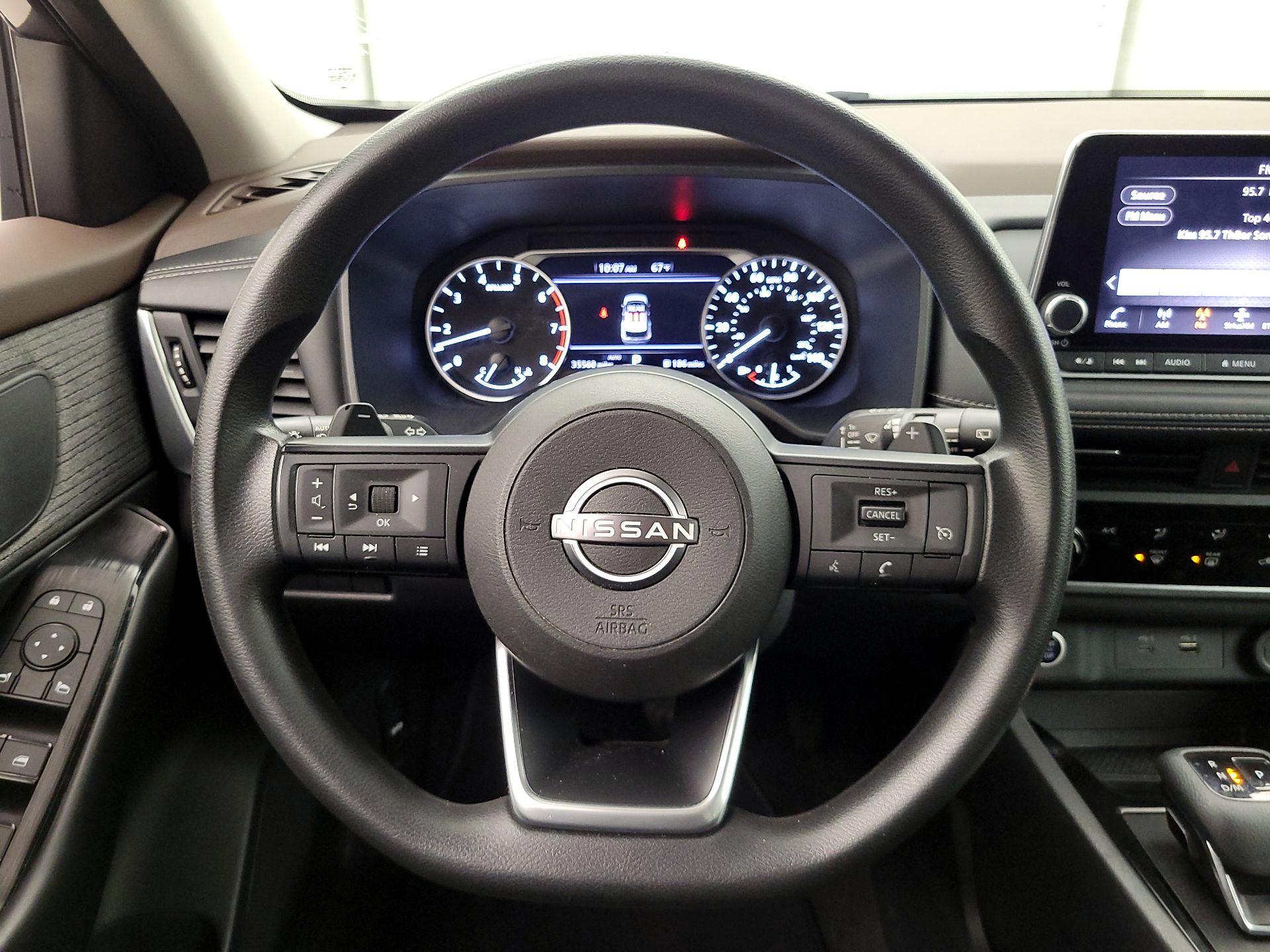 Thumbnail: 2023 Nissan Rogue - 10