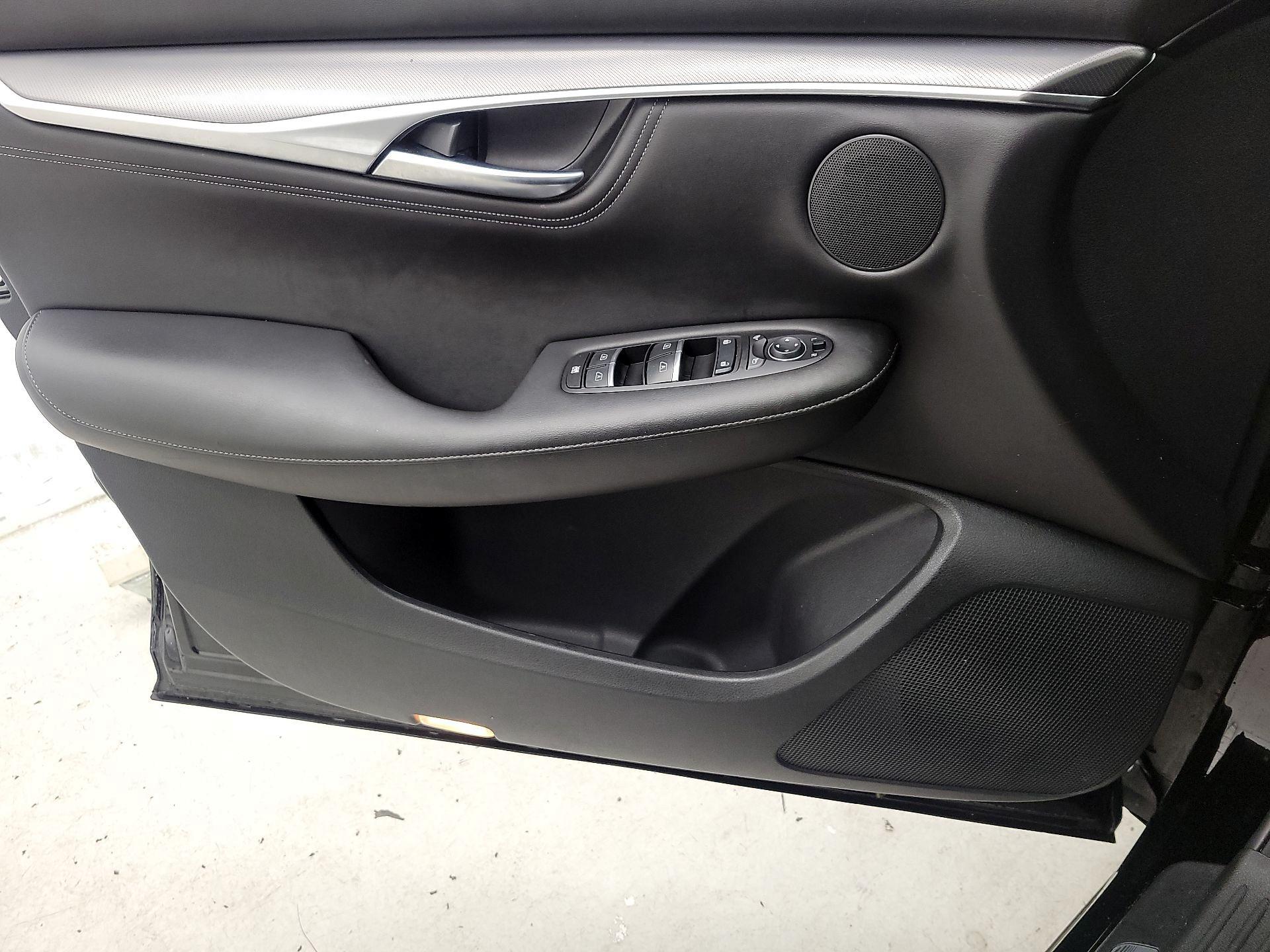 Thumbnail: 2023 INFINITI QX55 - 12