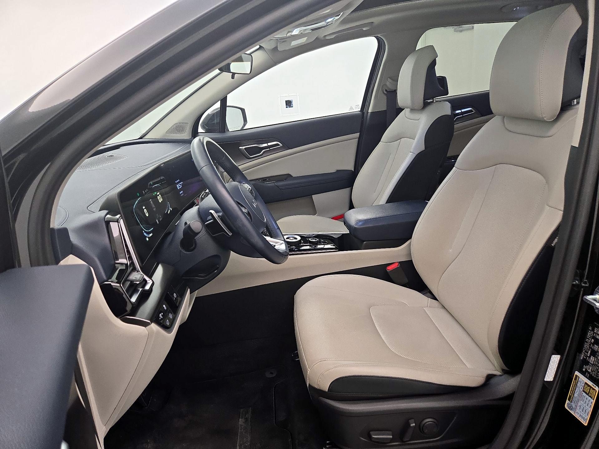 Thumbnail: 2023 Kia Sportage - 9