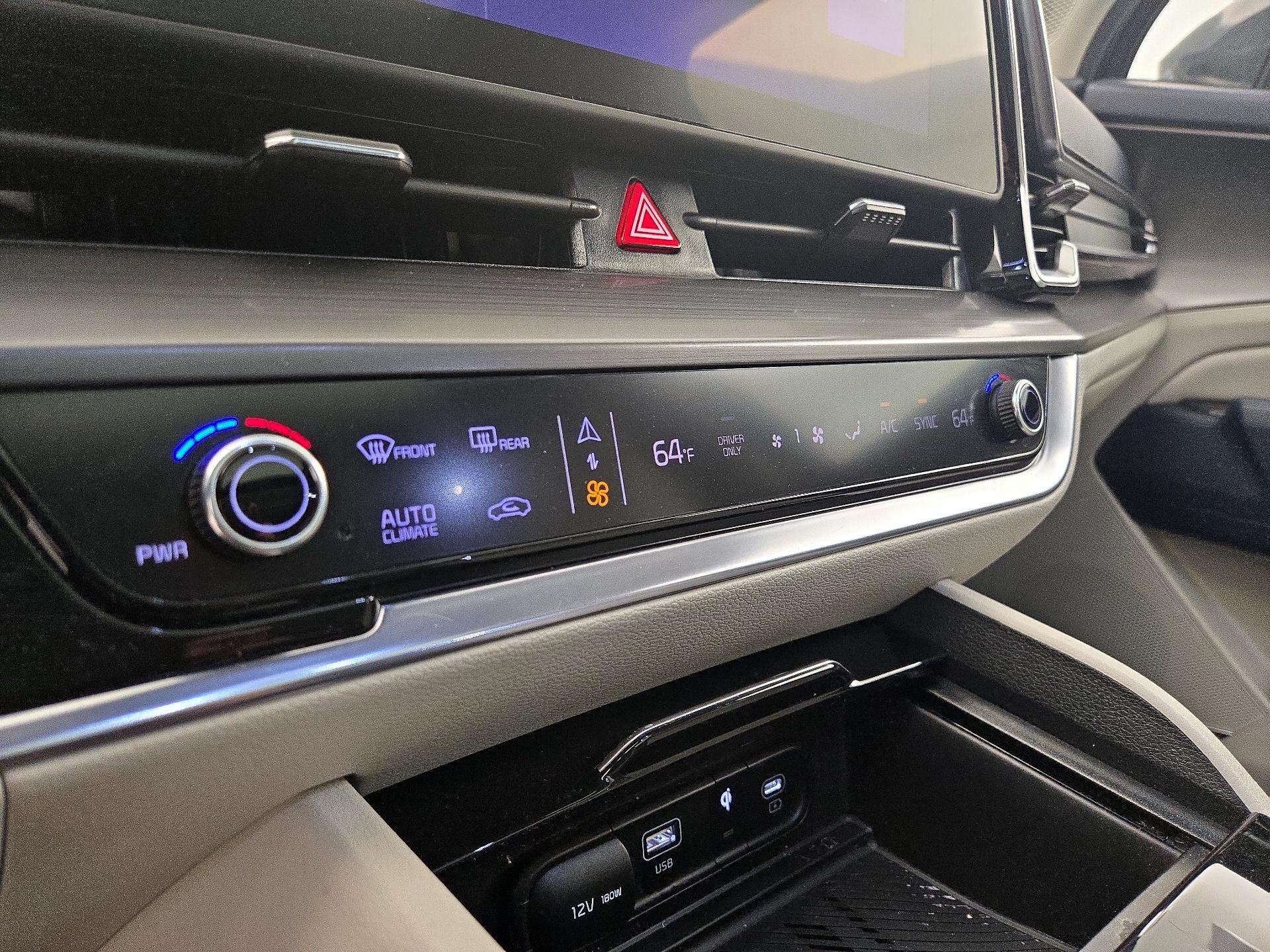 Thumbnail: 2023 Kia Sportage - 15