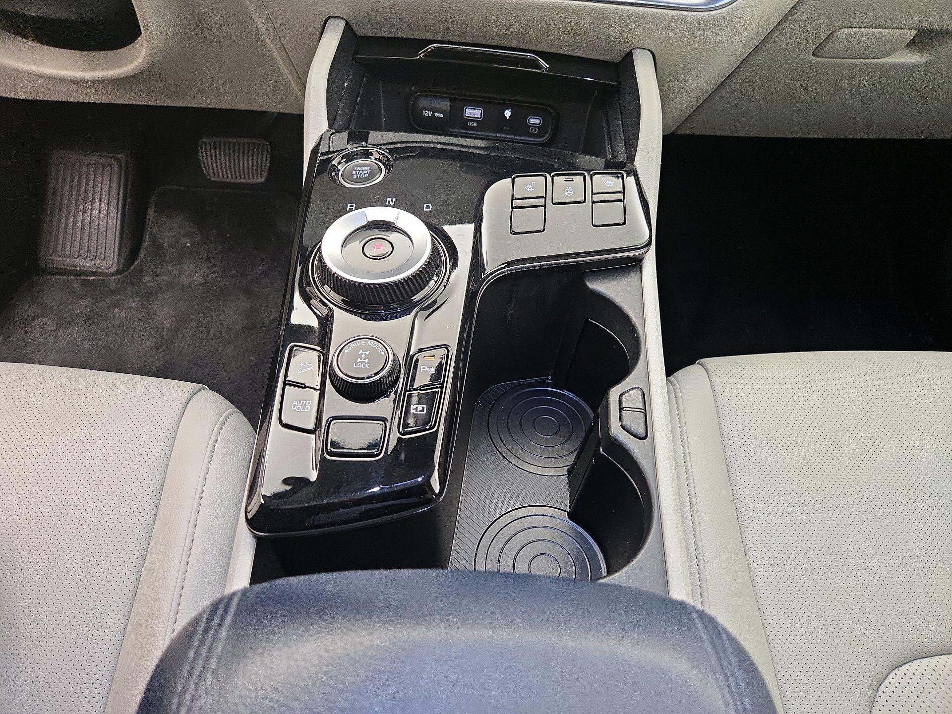 Thumbnail: 2023 Kia Sportage - 16