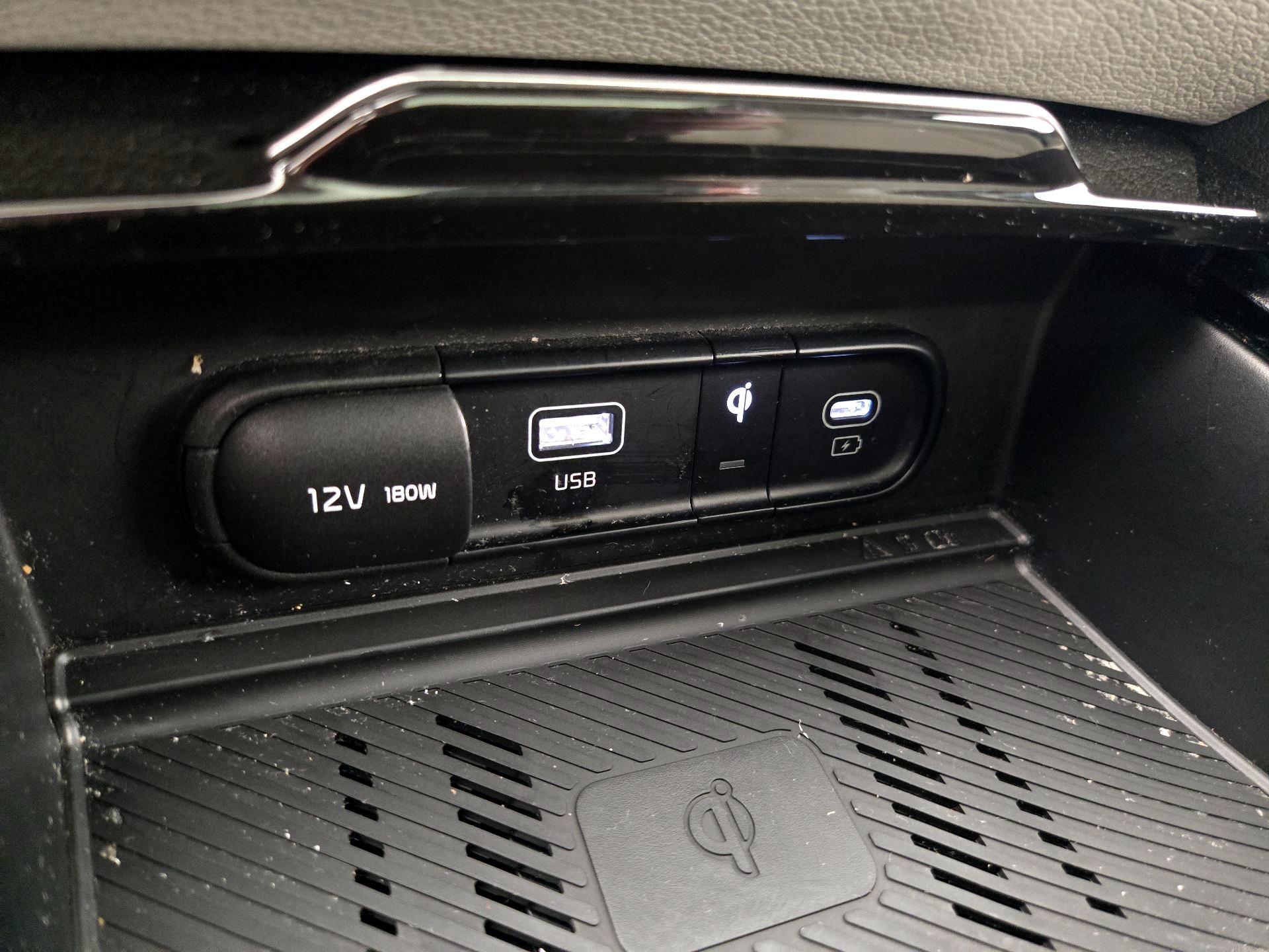 Thumbnail: 2023 Kia Sportage - 17