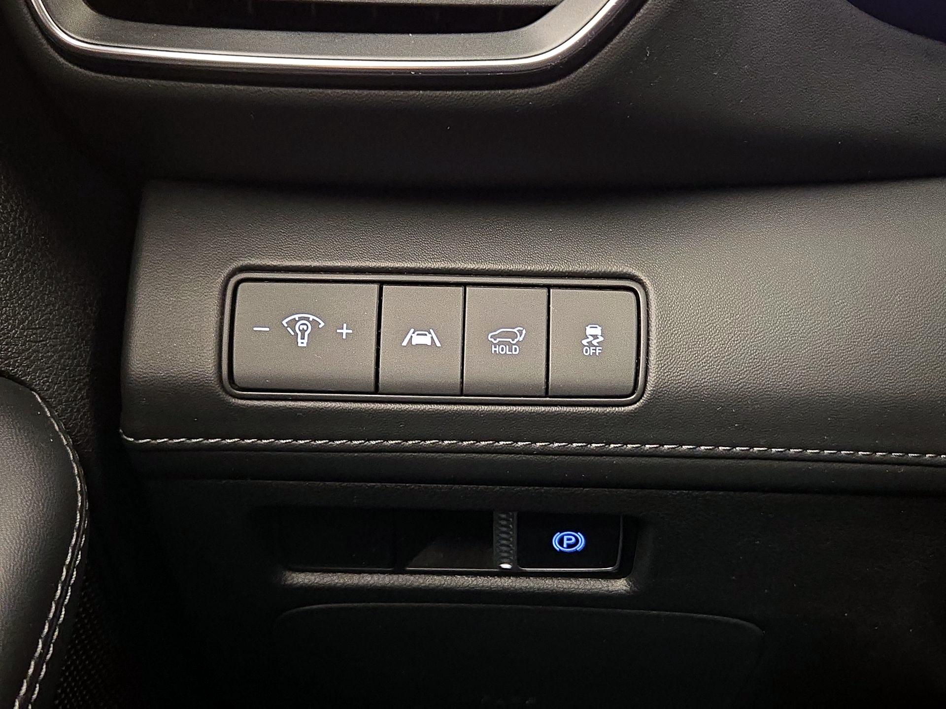 Thumbnail: 2023 Hyundai Santa Fe - 13