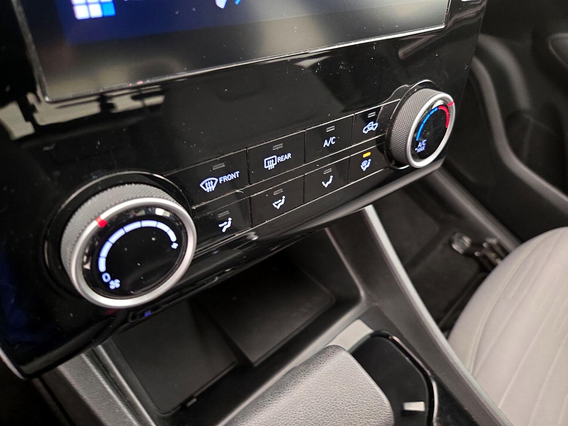 Thumbnail: 2022 Hyundai Santa Cruz - 16