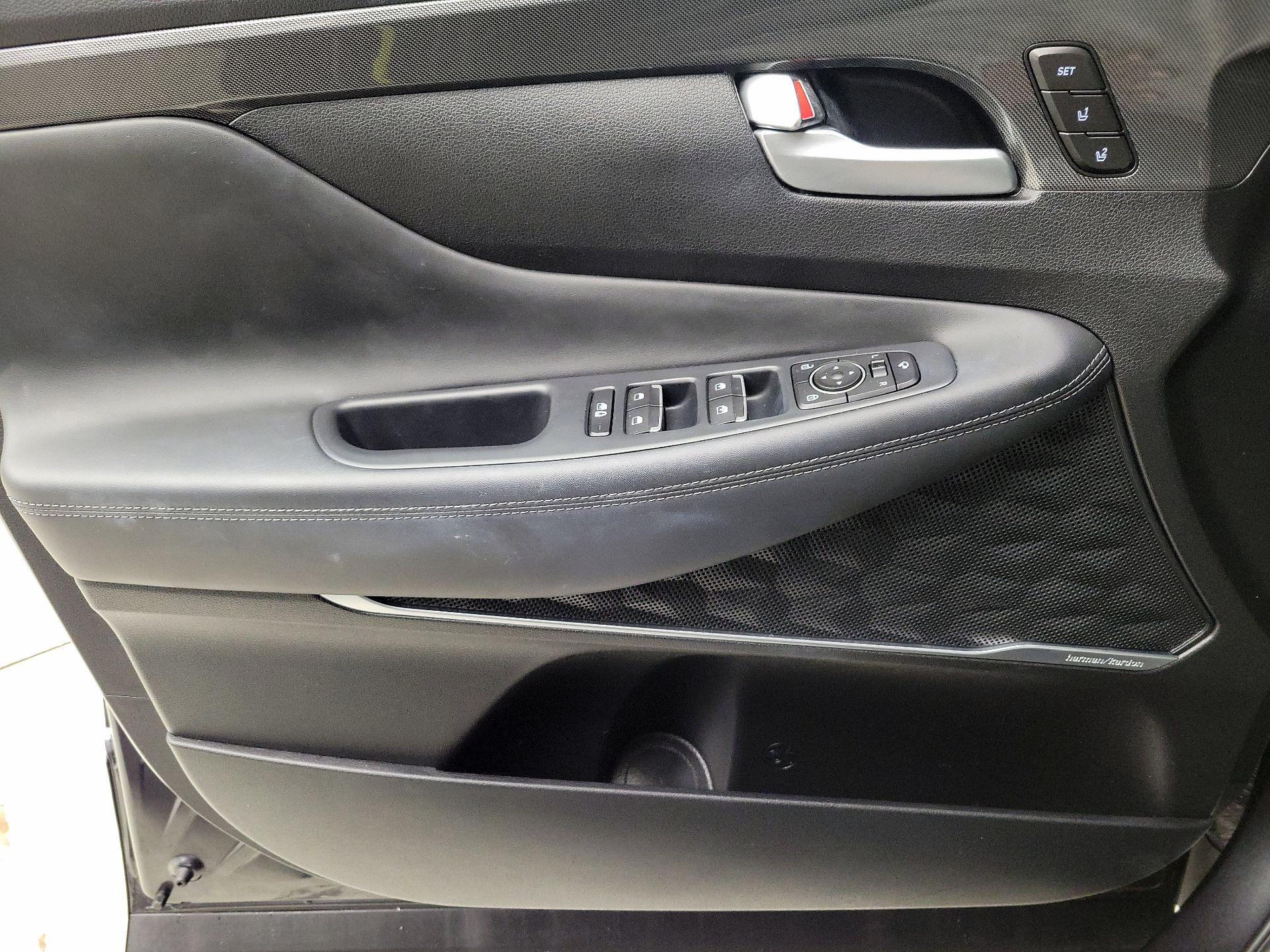 Thumbnail: 2022 Hyundai Santa Fe - 12