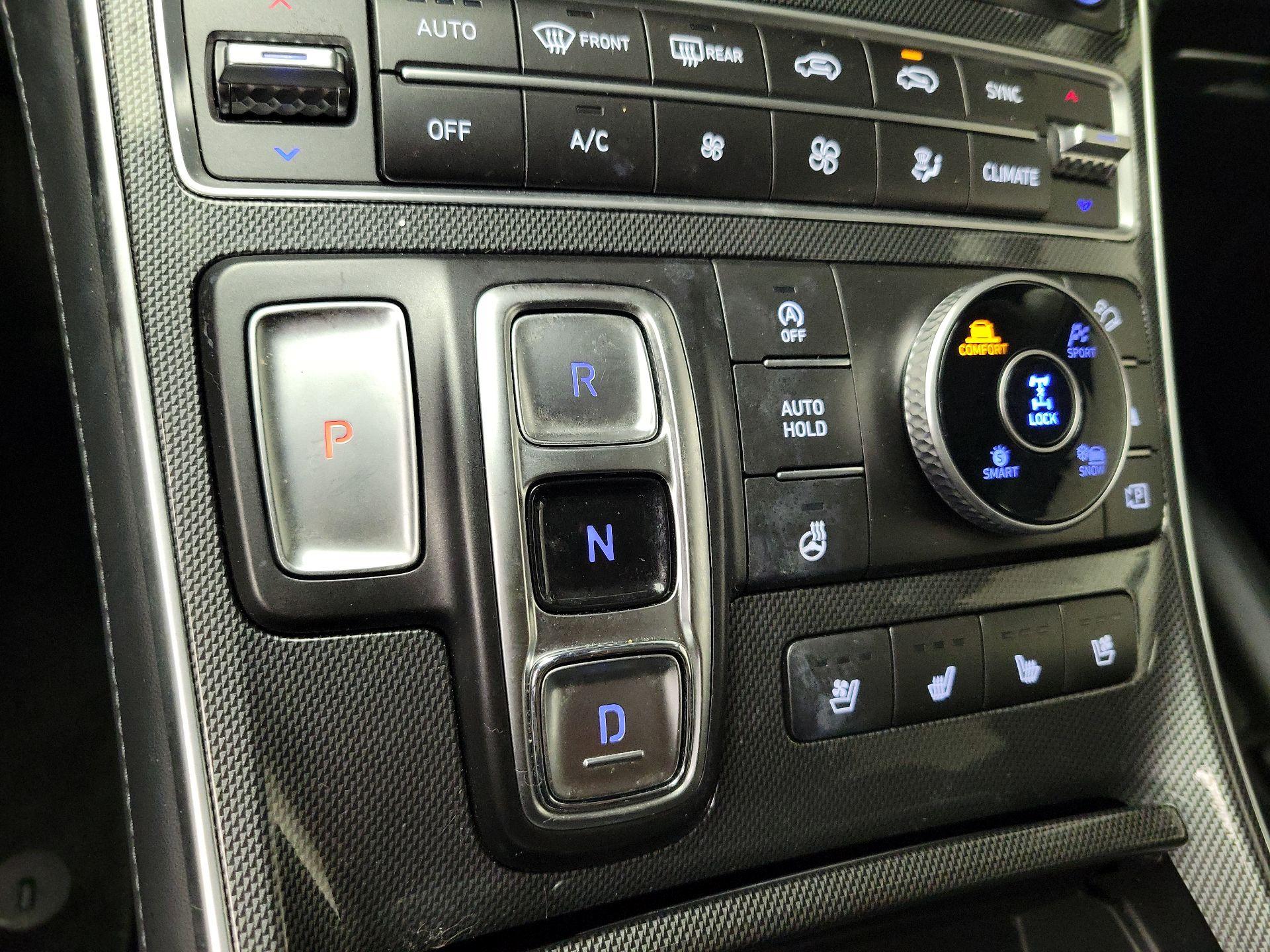 Thumbnail: 2022 Hyundai Santa Fe - 18