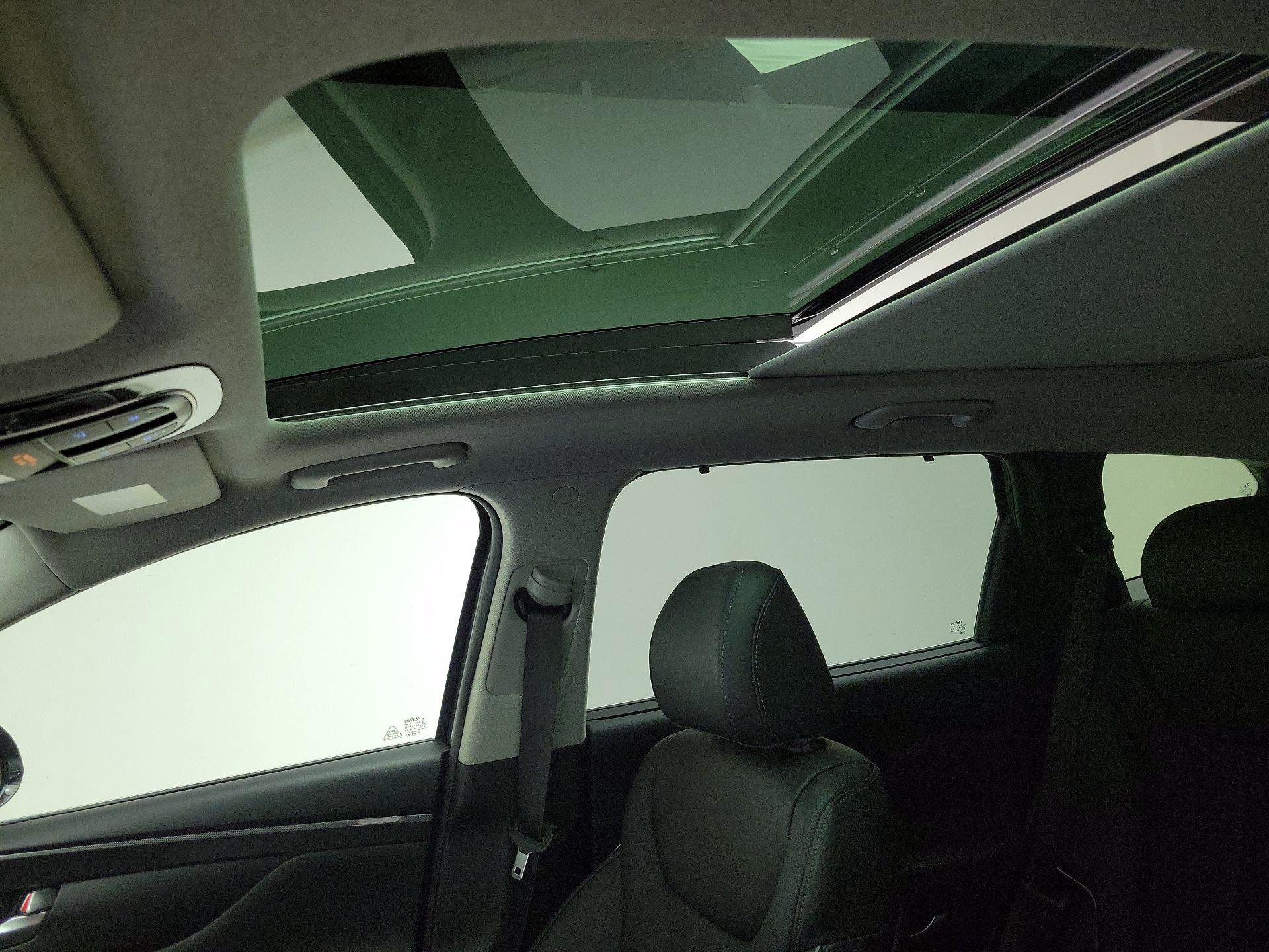 Thumbnail: 2022 Hyundai Santa Fe - 20